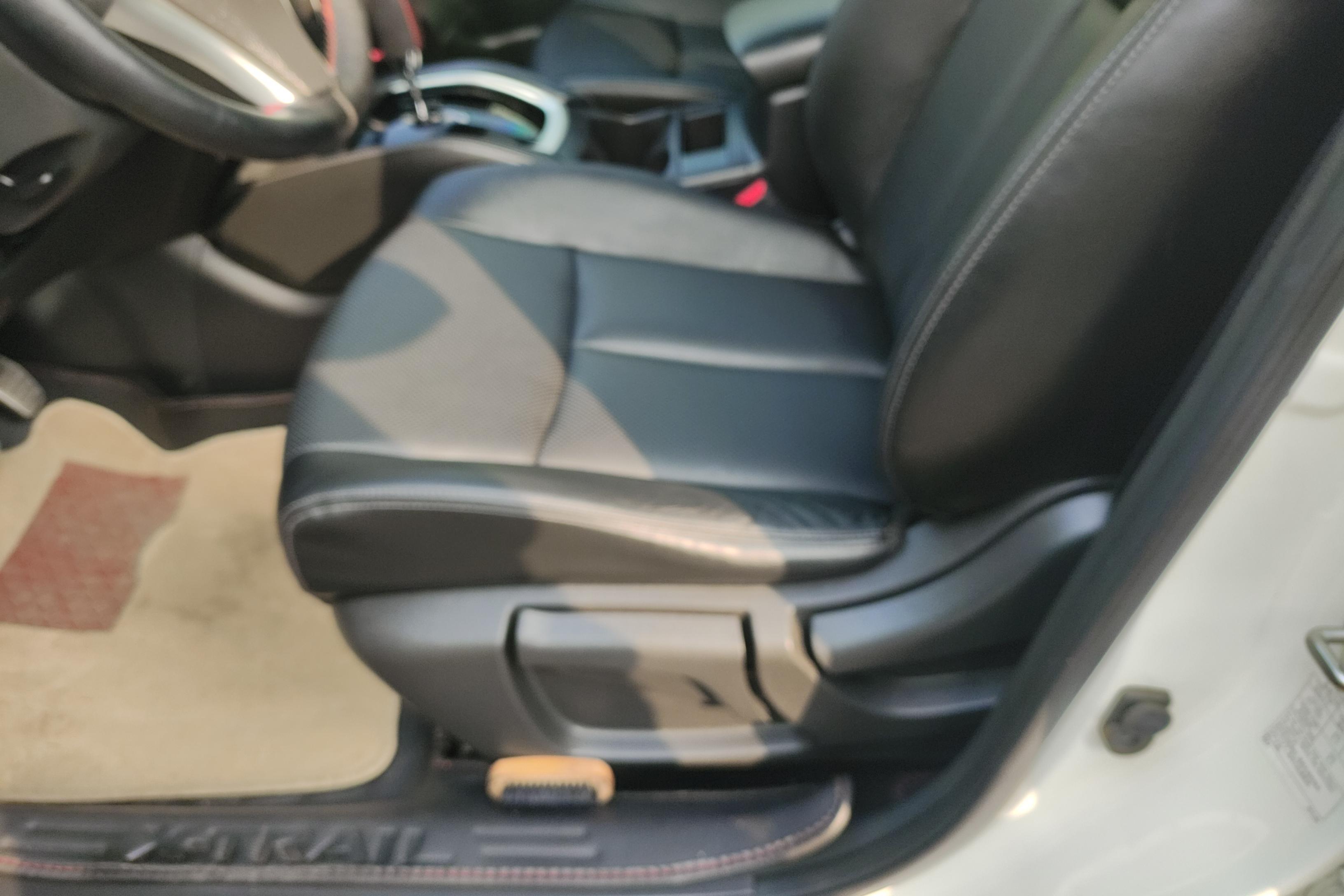 日产奇骏 2014款 2.0L 自动 前驱 舒适版 (国Ⅳ) 