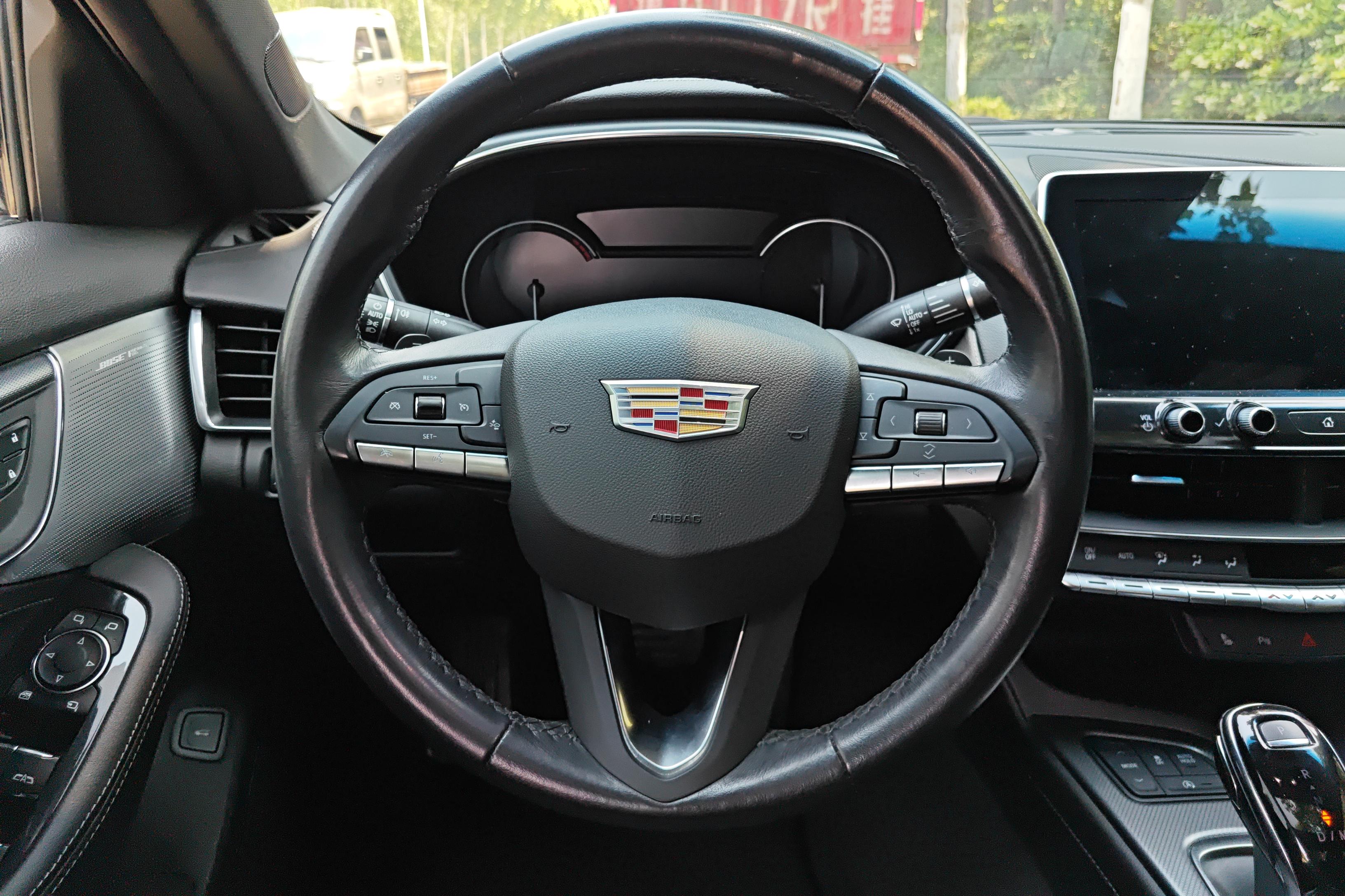 凯迪拉克CT5 2021款 2.0T 自动 28T豪华型 (国Ⅵ) 