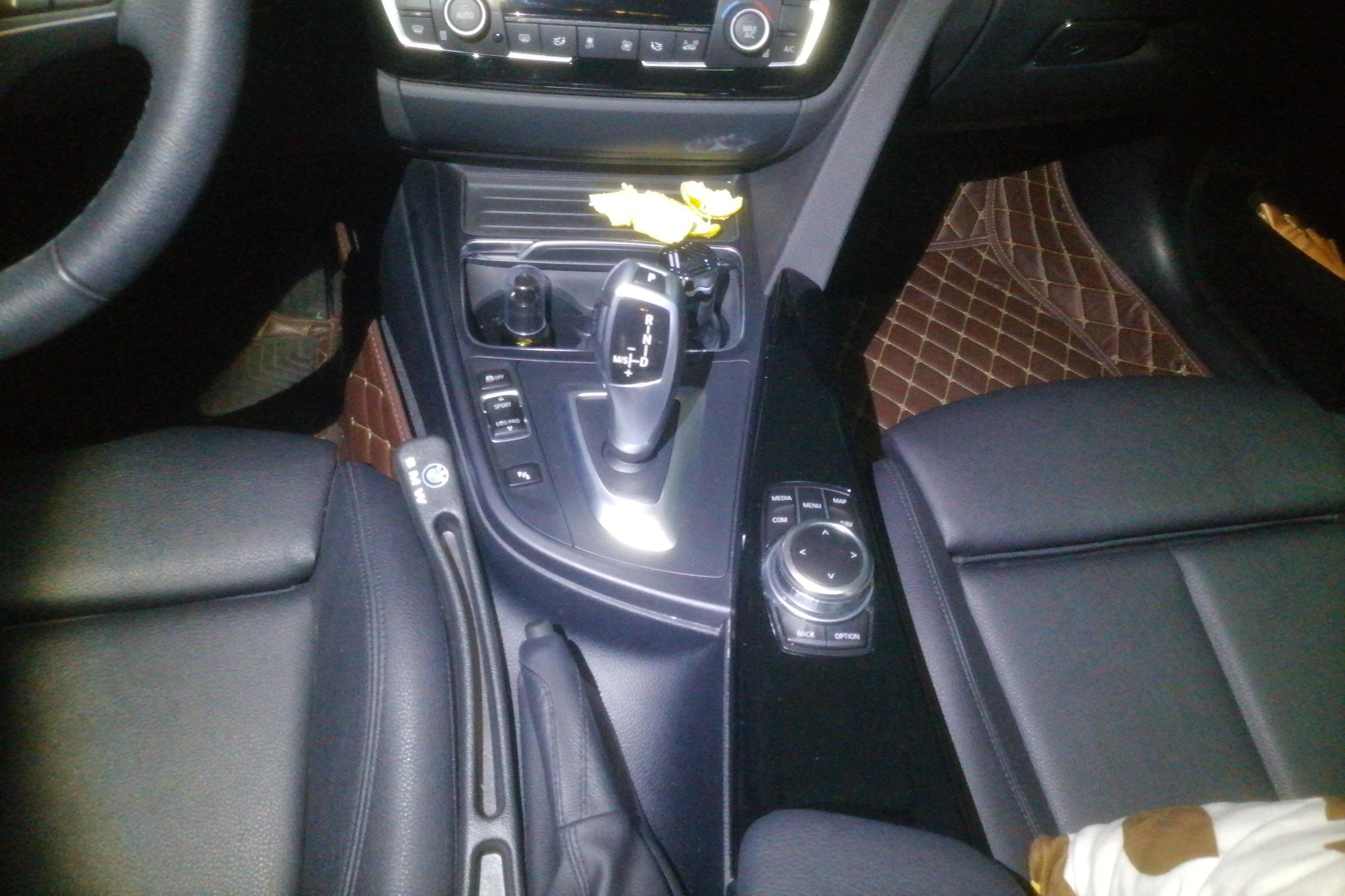 宝马3系GT 320i [进口] 2019款 2.0T 自动 汽油 时尚型 