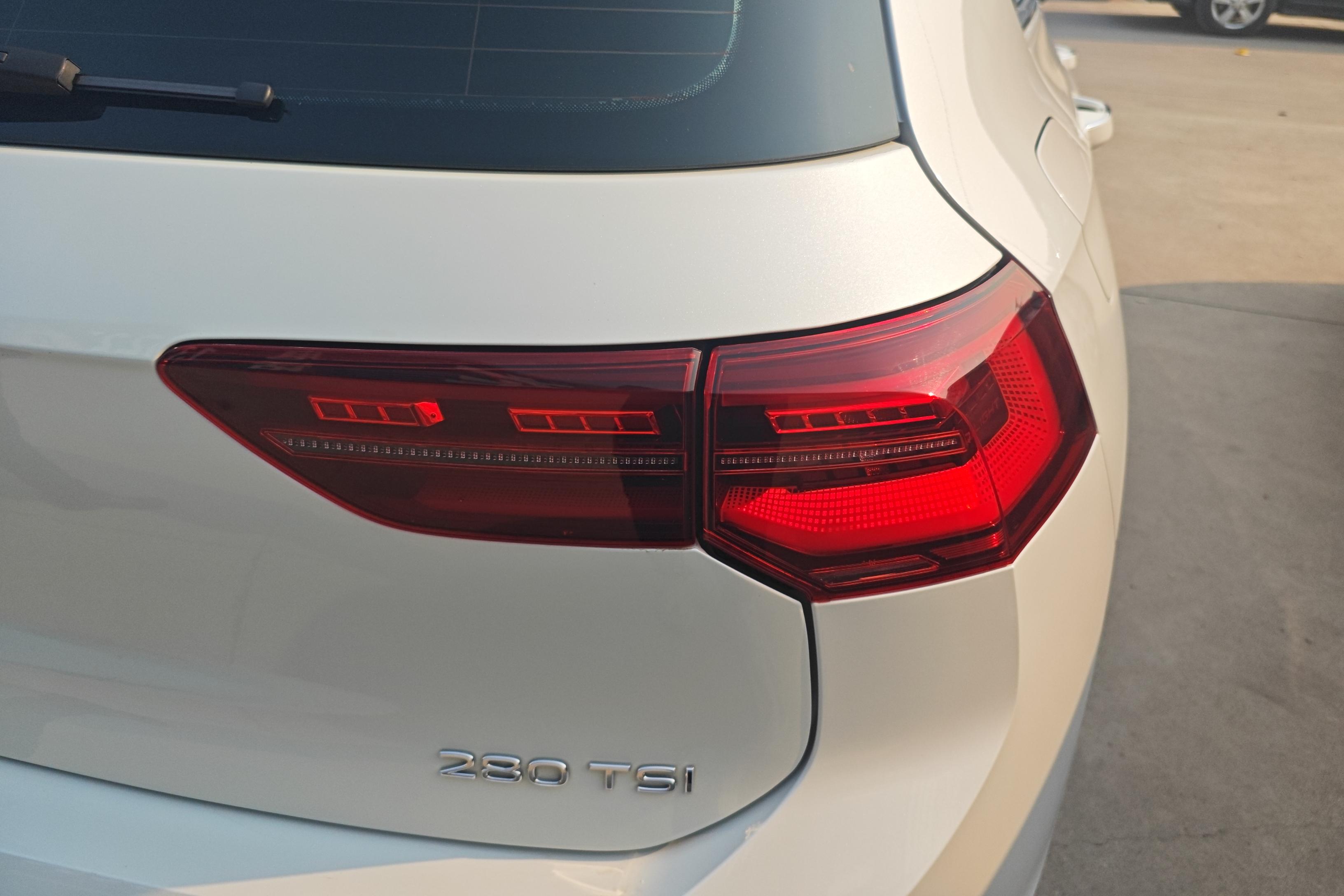 大众高尔夫 2021款 1.4T 自动 汽油 R-Line (国Ⅵ) 