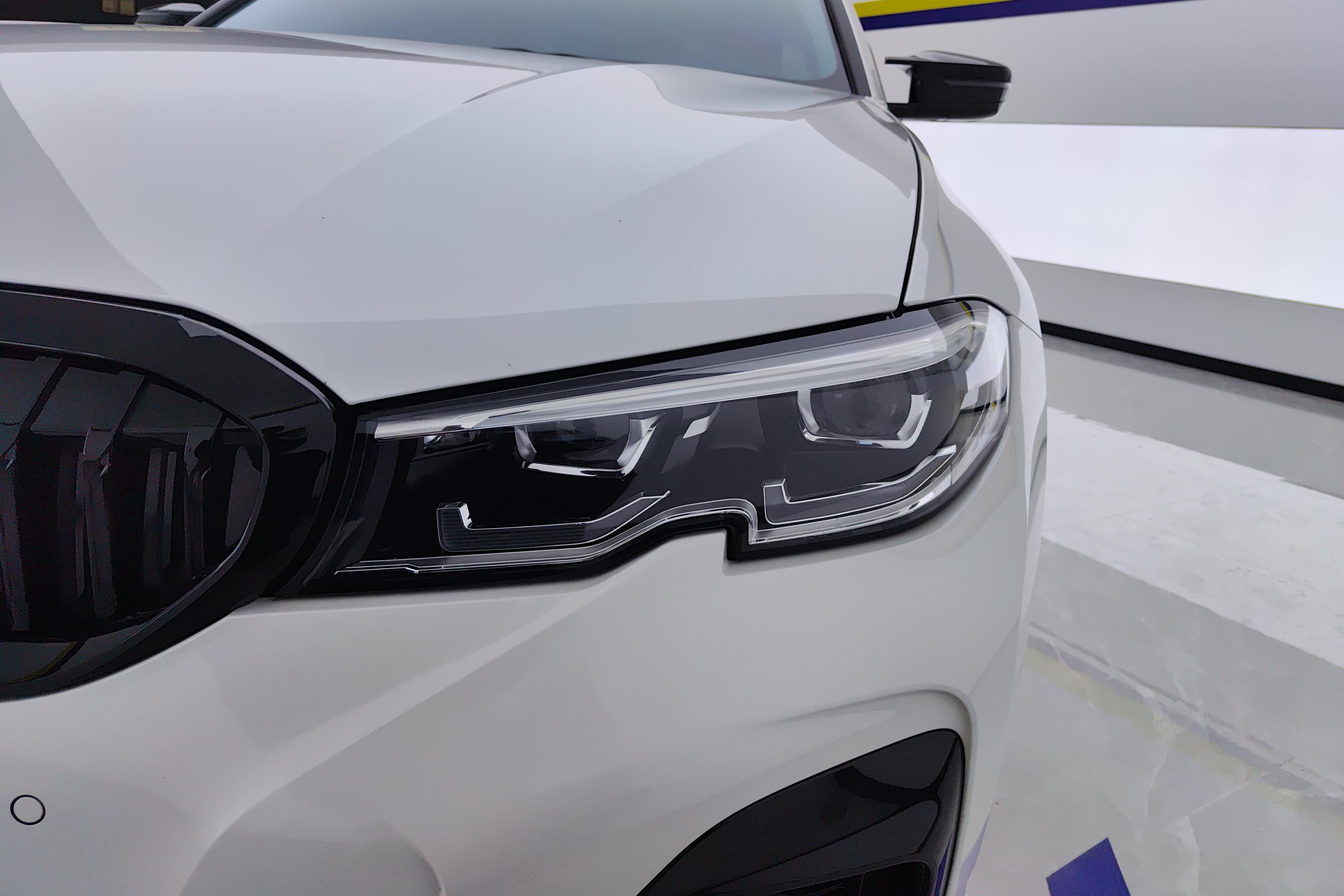 宝马3系 325i 2021款 2.0T 自动 汽油 改款M运动套装 (国Ⅵ) 