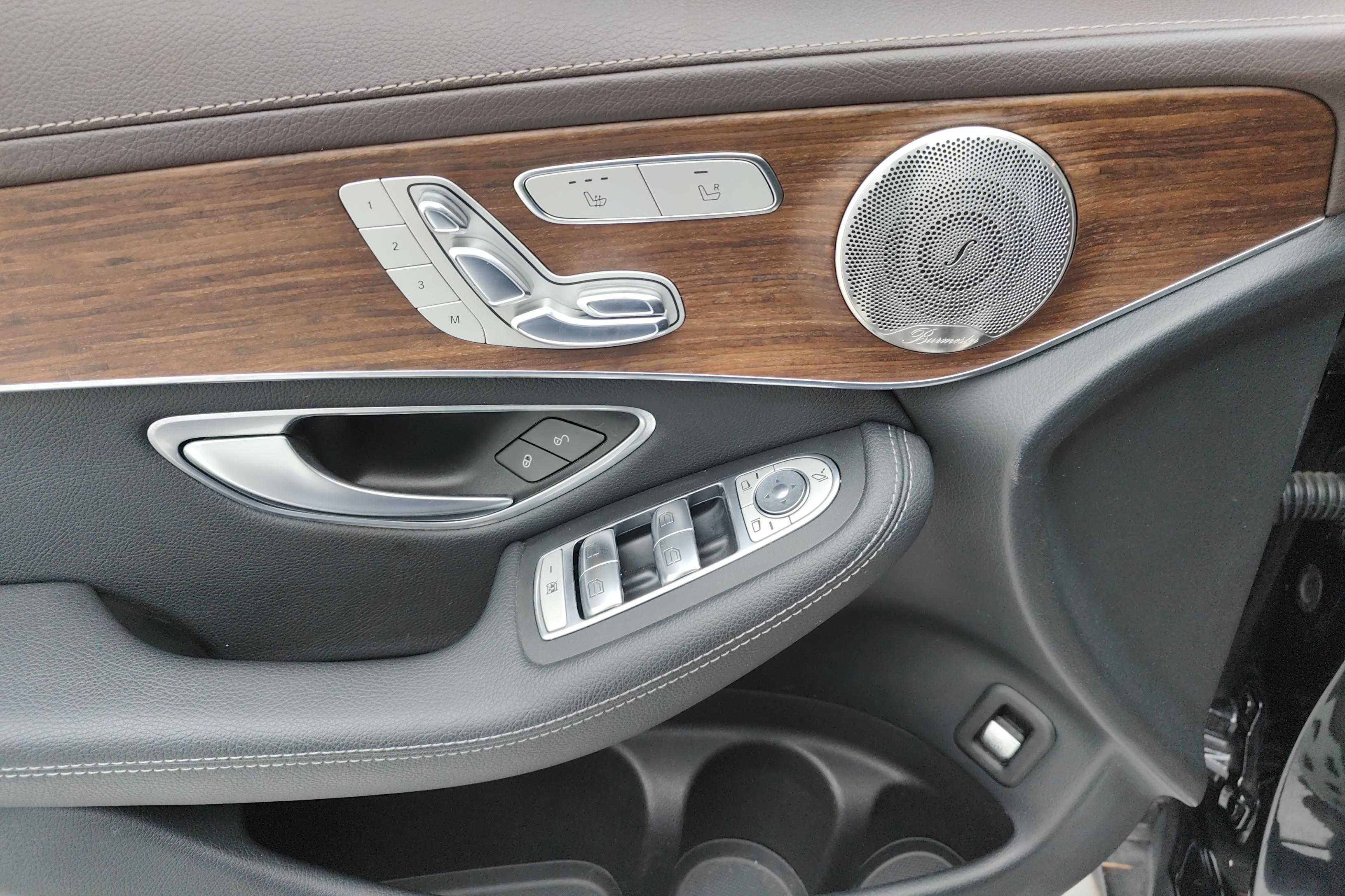 奔驰GLC GLC300L 2021款 2.0T 自动 动感型 (国Ⅵ) 