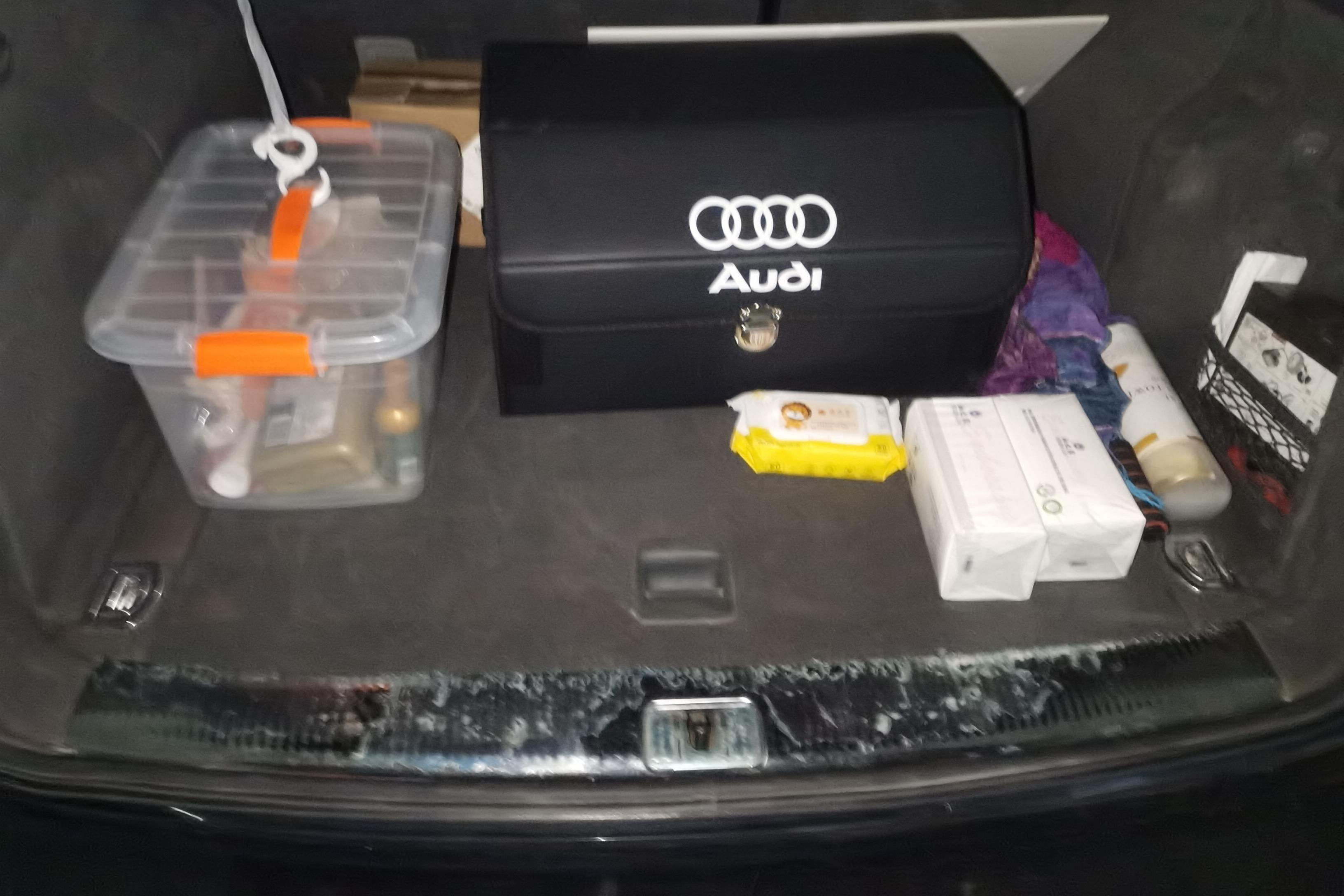 奥迪Q5 2013款 2.0T 自动 四驱 汽油 进取型 (国Ⅳ) 