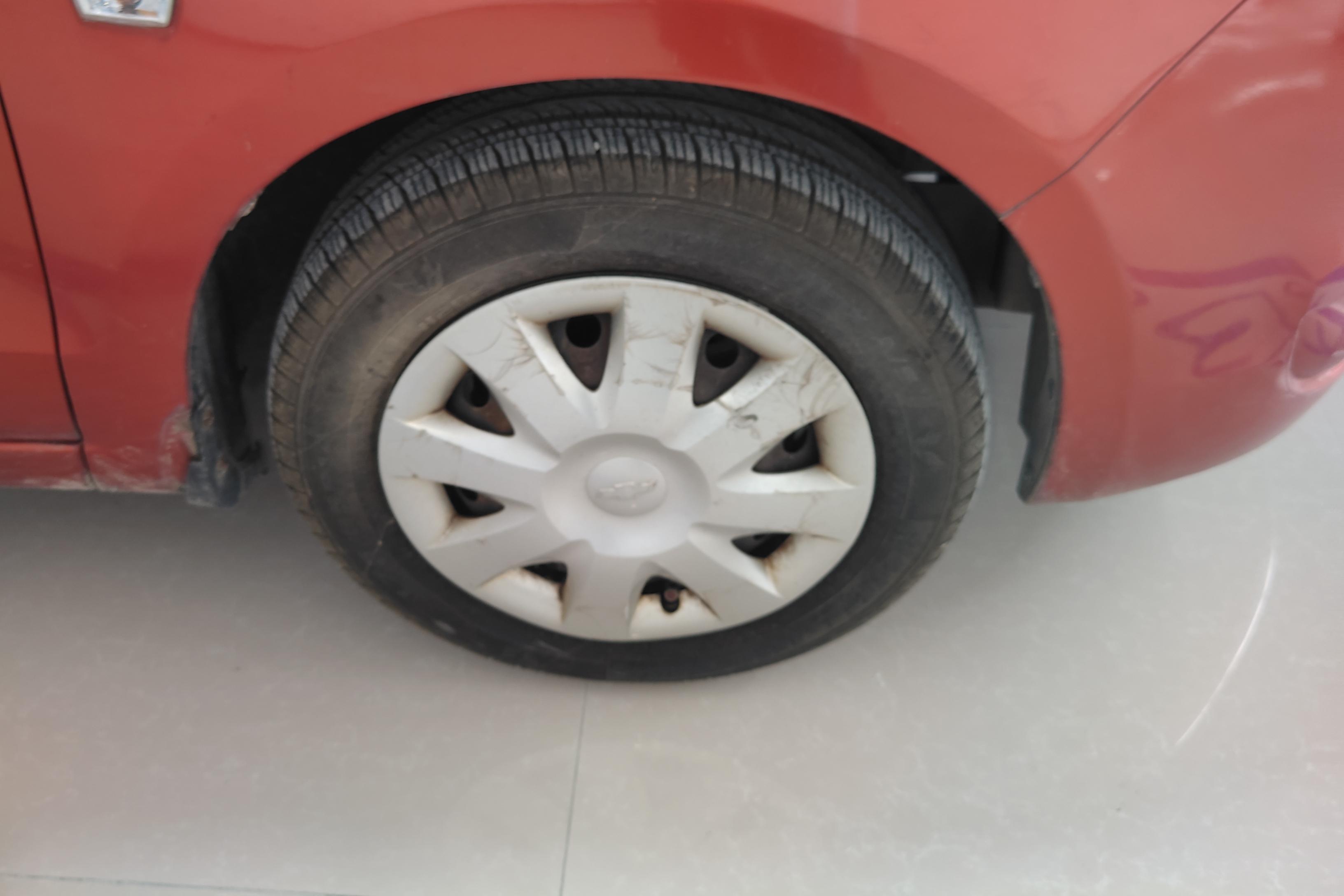 雪佛兰赛欧 2013款 1.4L 手动 4门5座三厢车 理想幸福版 (国Ⅳ) 