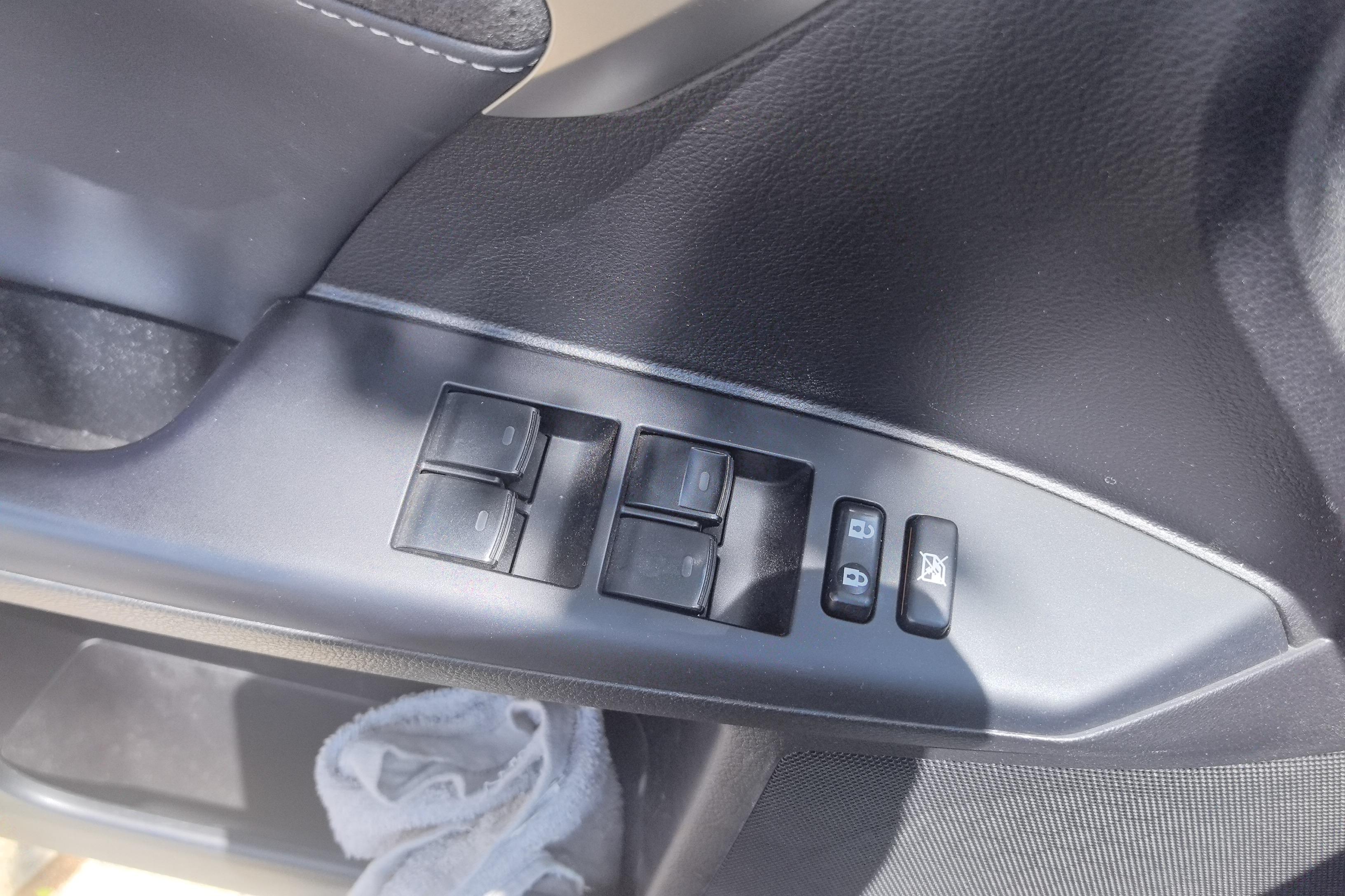 雷克萨斯CT 200h [进口] 2014款 1.8L 自动 精英版单色 