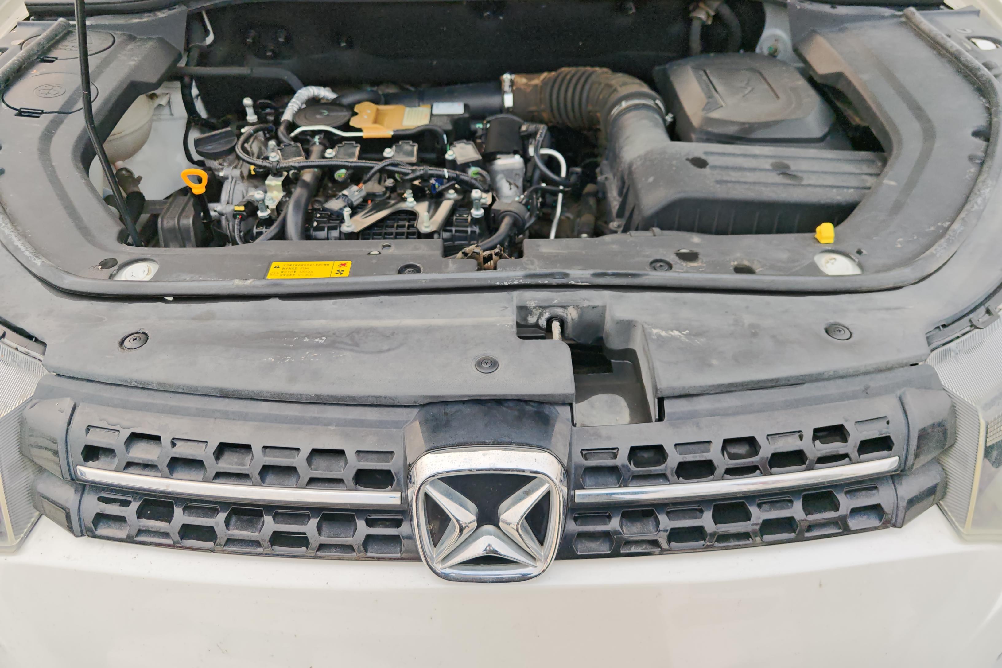 江铃驭胜S330 2016款 1.5T 自动 GTDi旗舰版 (国Ⅴ) 