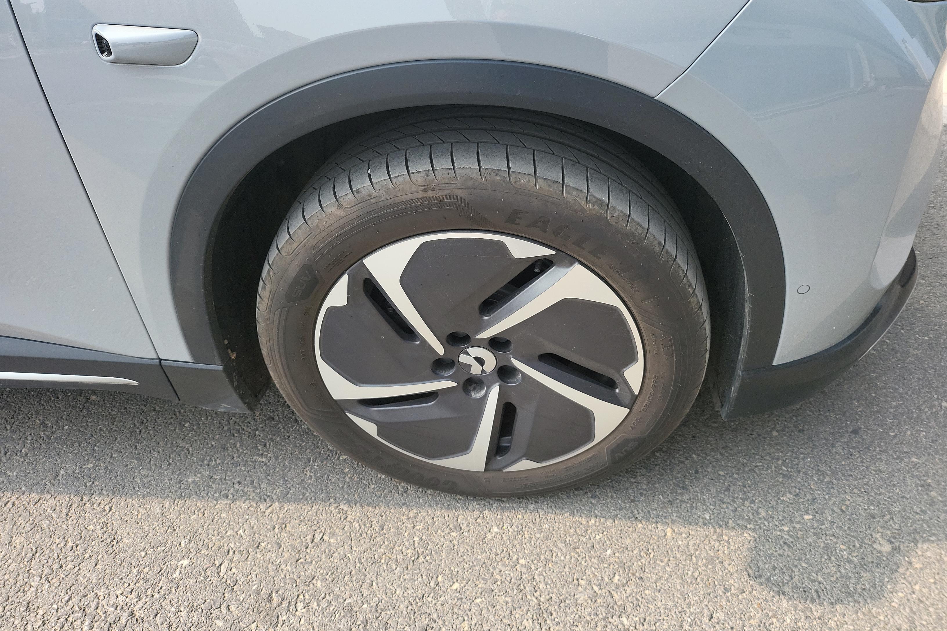 蔚来ES6 2024款 75kWh500km四驱 纯电动 75kWh 