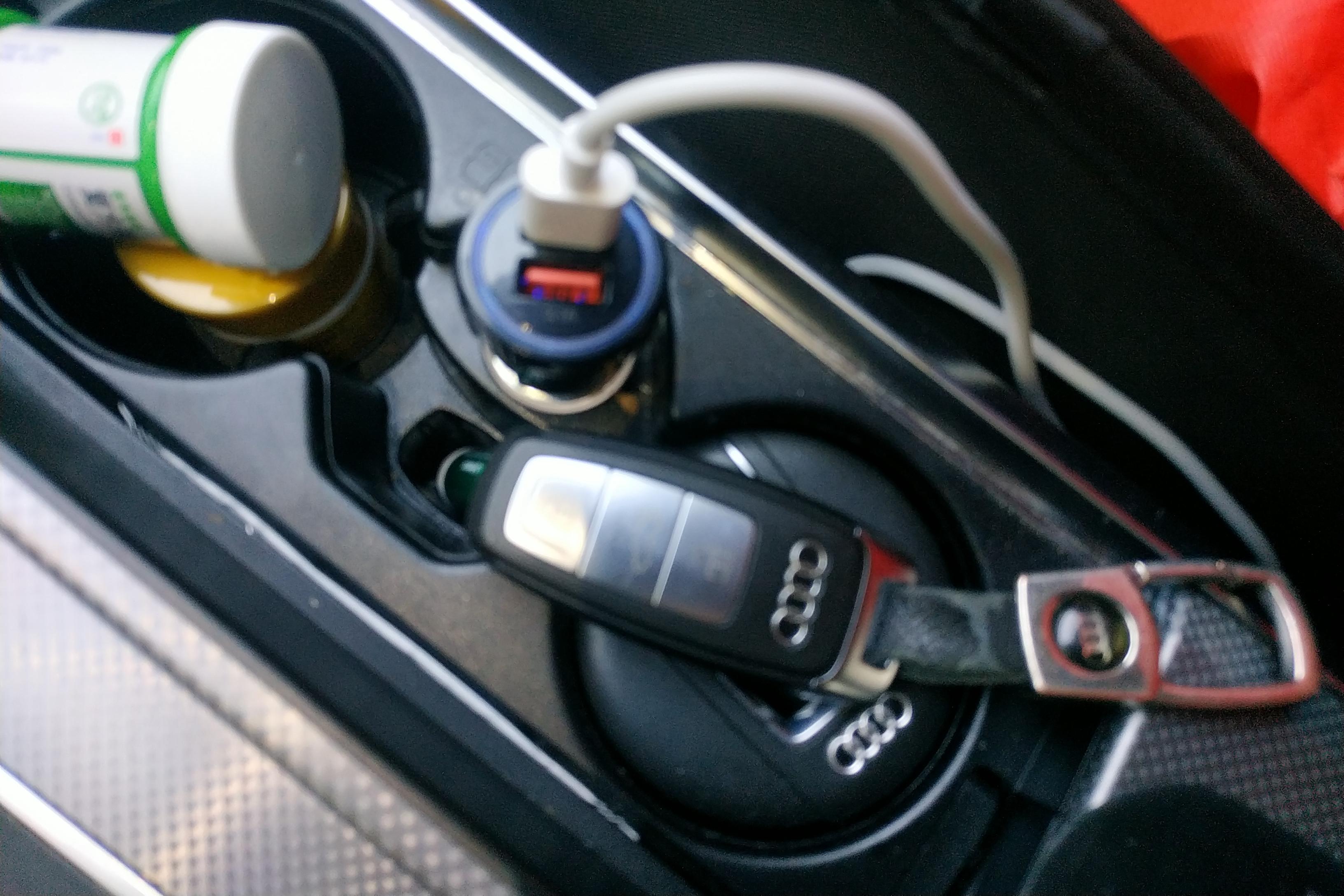 奥迪A6L 40TFSI 2019款 2.0T 自动 豪华动感型 (国Ⅵ) 