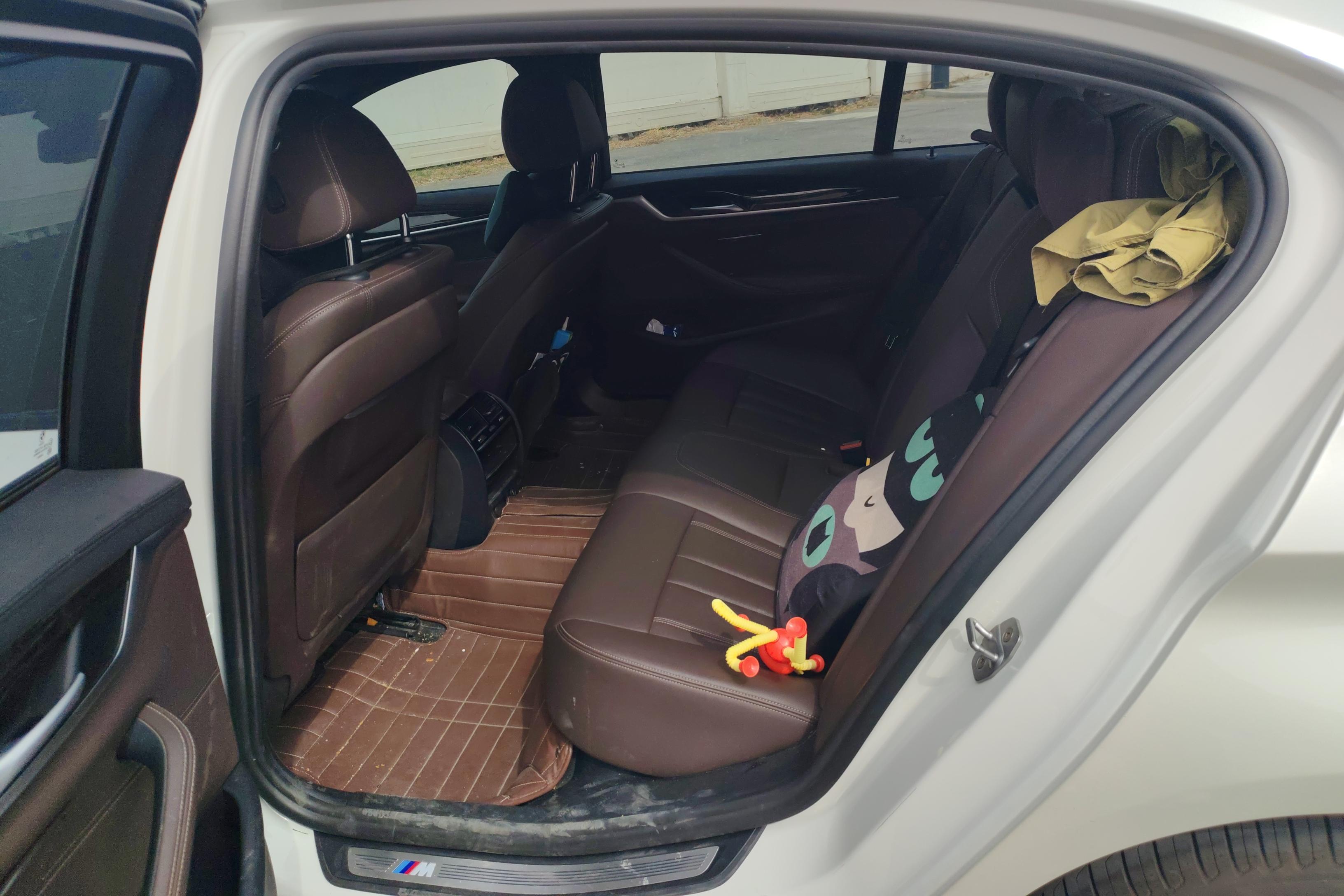 宝马5系 525Li 2019款 2.0T 自动 汽油 M运动套装 (国Ⅴ) 