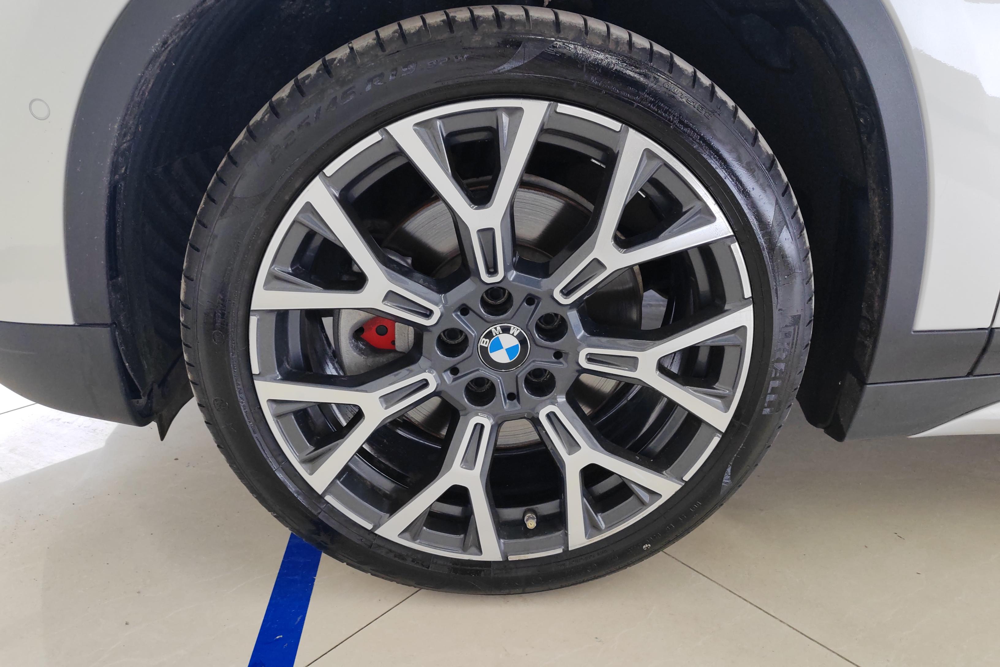 宝马X1 xDrive25Li 2020款 2.0T 自动 四驱 汽油 尊享型 (国Ⅵ) 