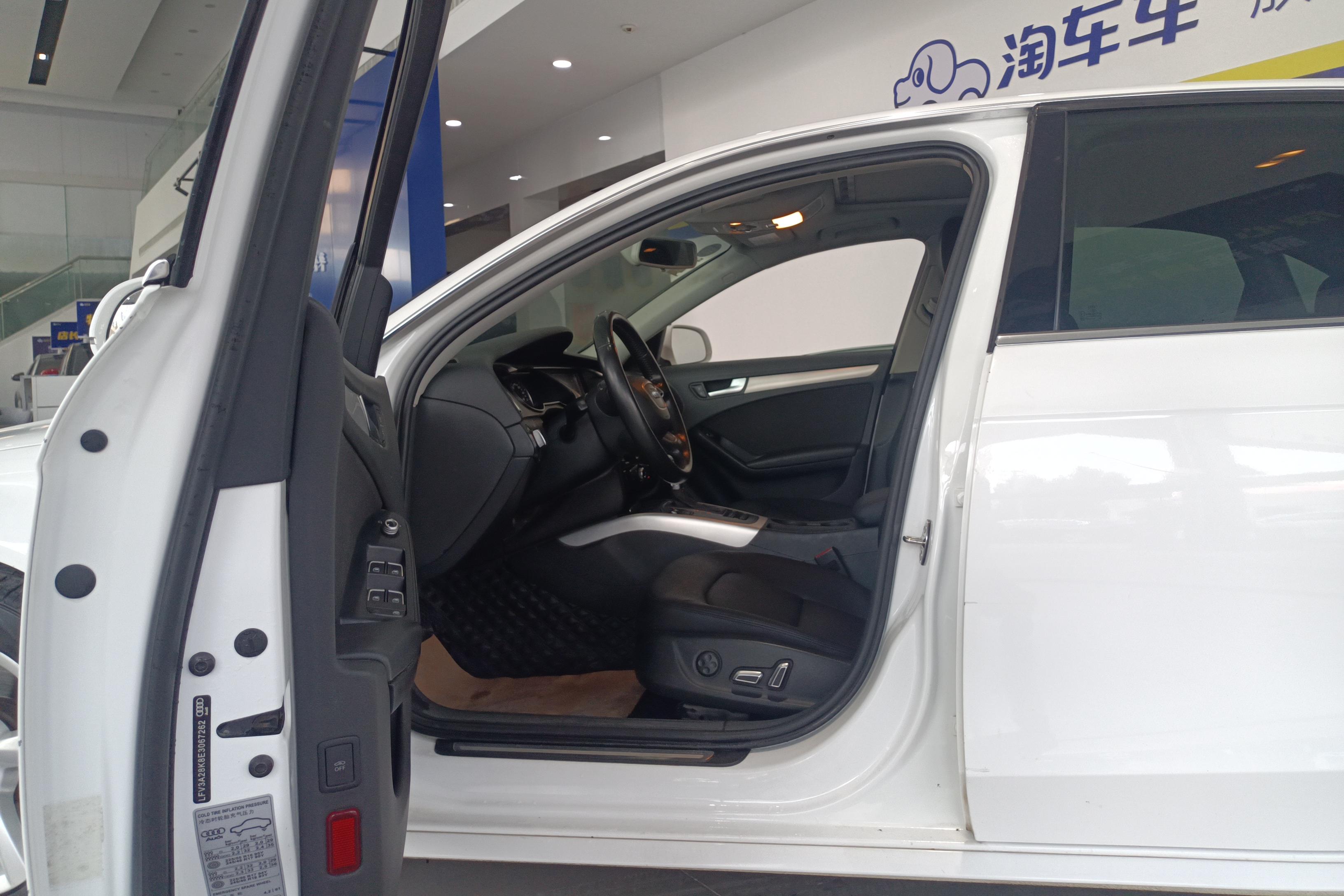 奥迪A4L 2015款 1.8T 自动 舒适型 (国Ⅴ) 