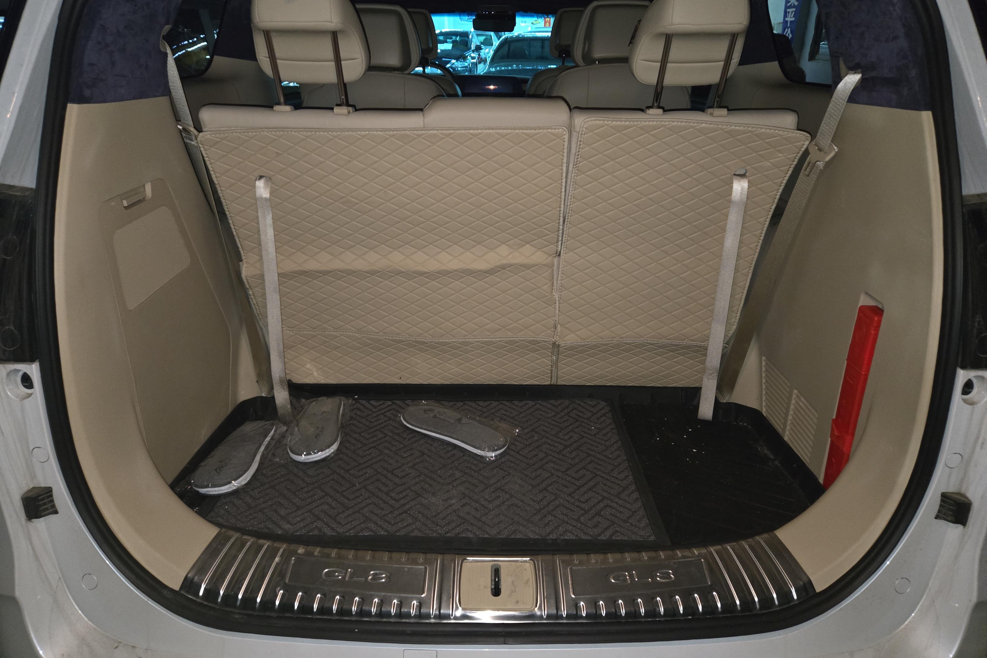 别克GL8 2022款 2.0T 自动 7座 653T尊享型 (国Ⅵ) 