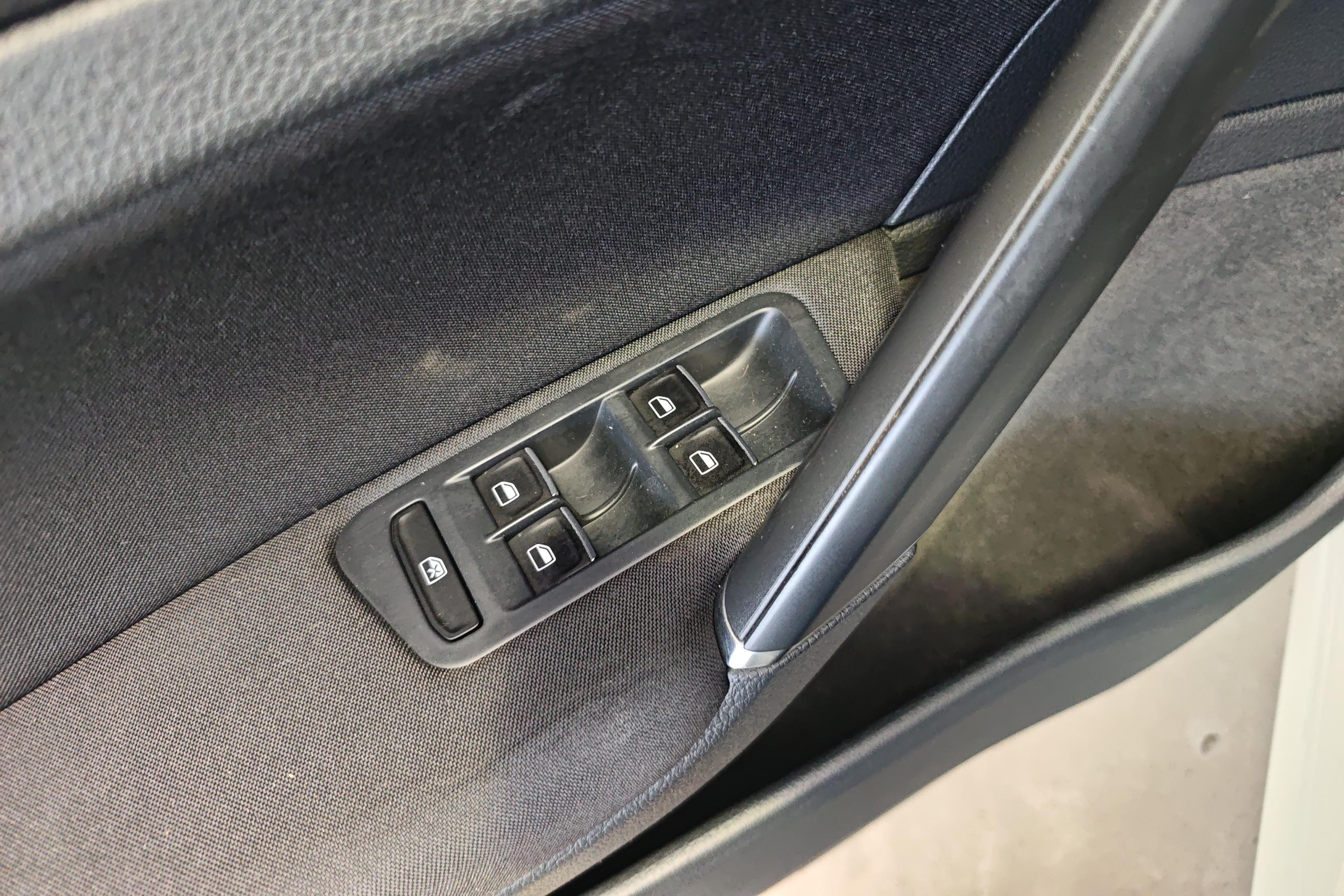 大众高尔夫 2015款 1.6L 自动 汽油 舒适型 (国Ⅳ) 