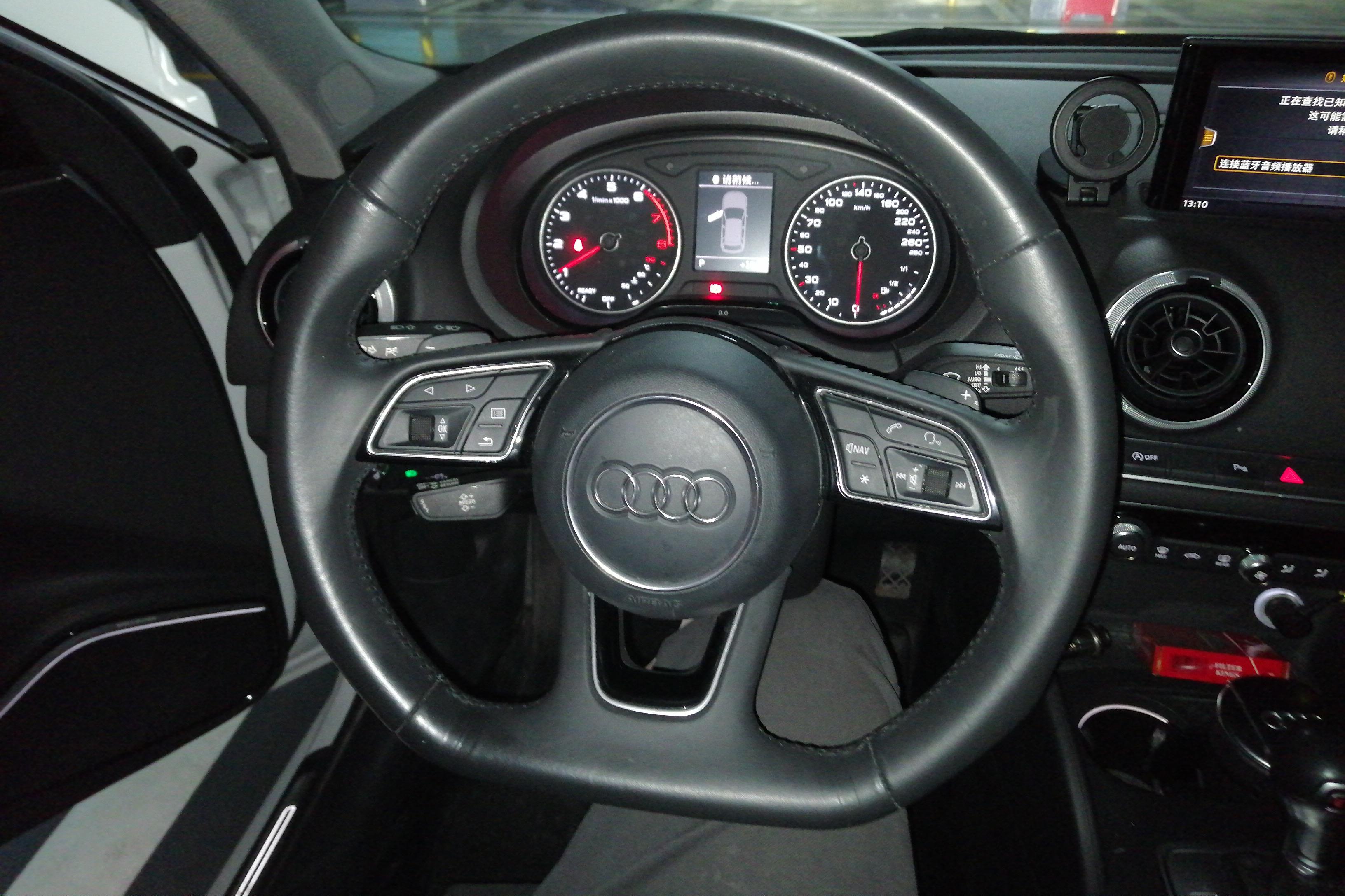 奥迪A3 40TFSI 2018款 2.0T 自动 汽油 运动型30周年Sportback (国Ⅴ) 
