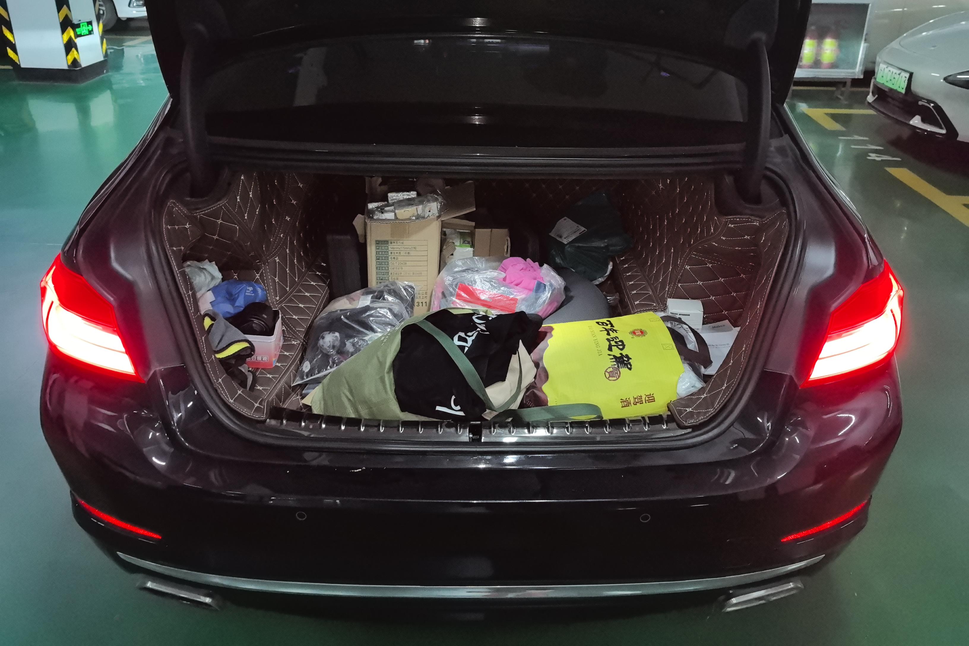 宝马5系 530Li 2018款 2.0T 自动 汽油 尊享型豪华套装 (国Ⅴ) 