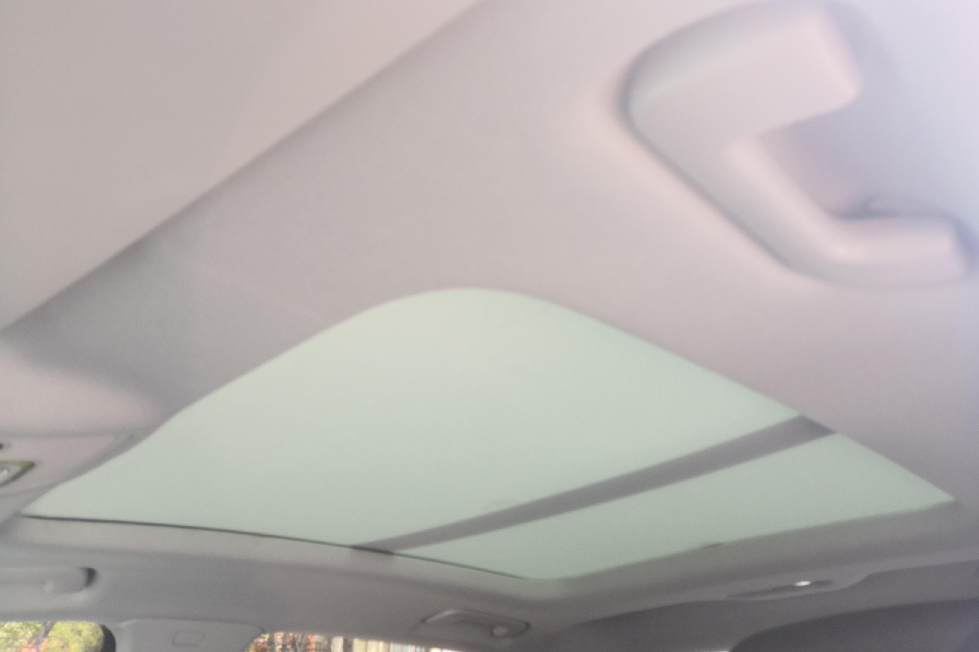奥迪A4L 2022款 2.0T 自动 豪华动感型 (国Ⅵ) 