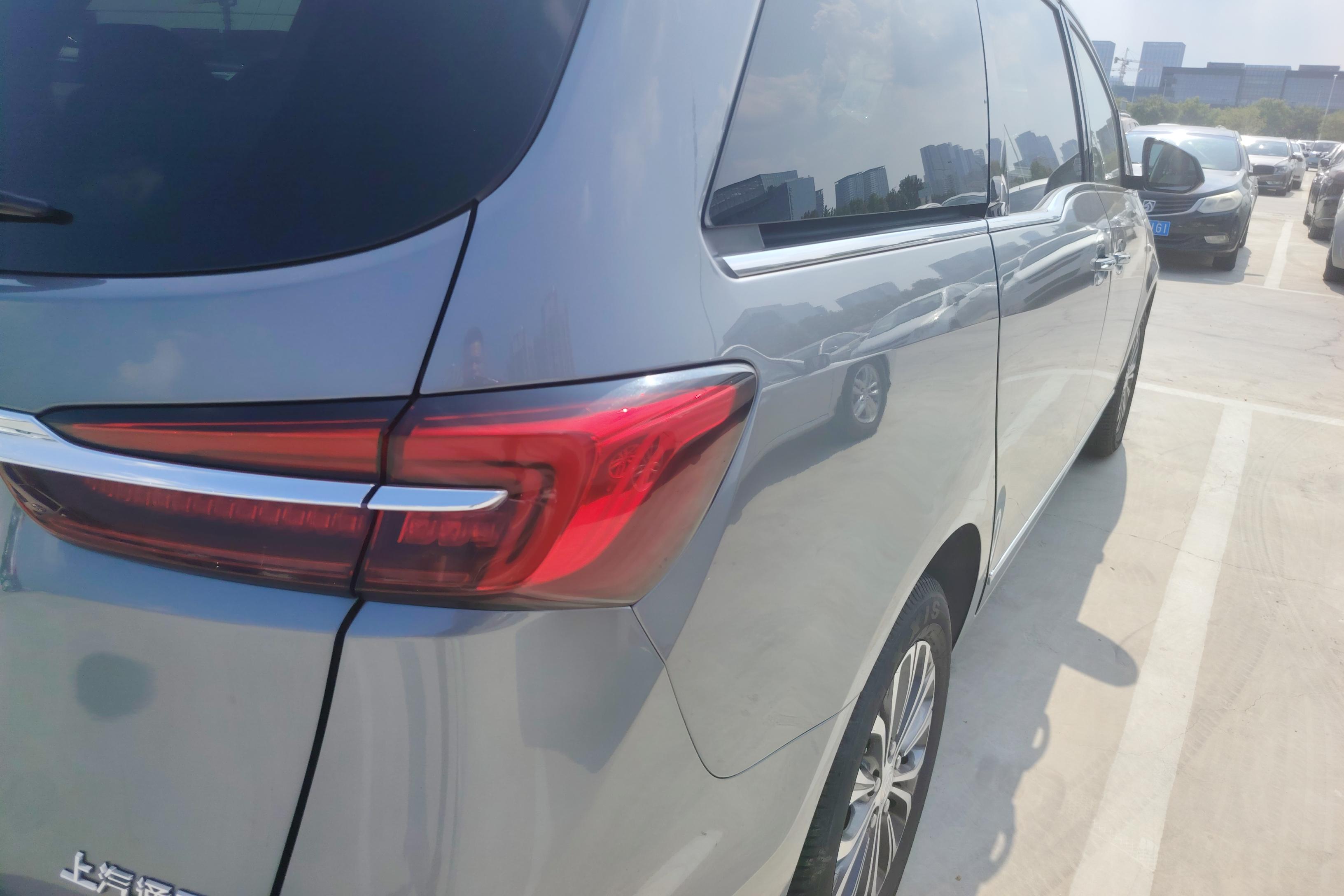 别克GL8 陆上公务舱 2022款 2.0T 自动 前驱 7座 652T豪华型 (国Ⅵ) 