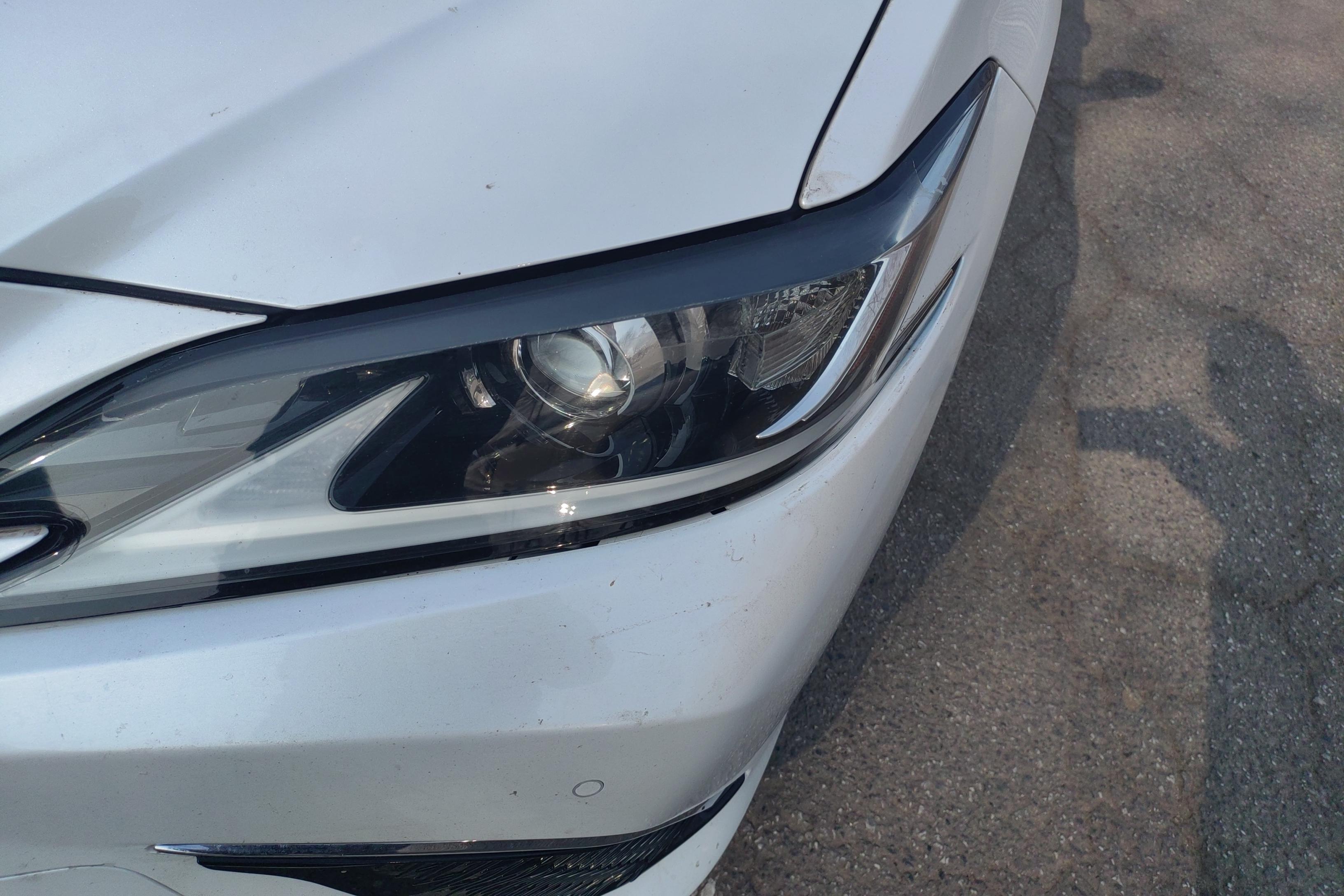 雷克萨斯ES 300h [进口] 2018款 2.5L 自动 卓越版 (国Ⅴ) 