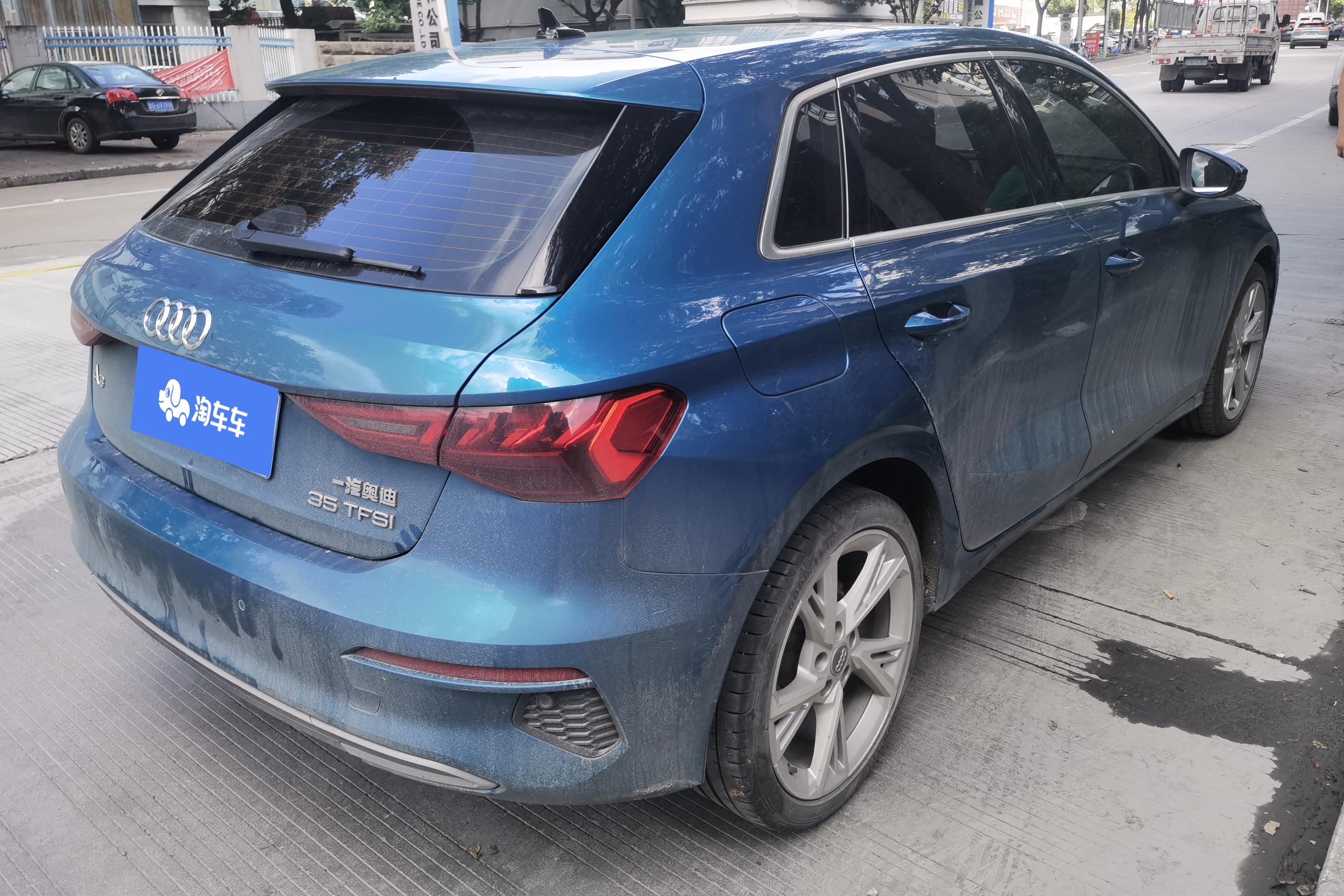 奥迪A3 35TFSI 2021款 1.4T 自动 汽油 时尚致雅型Sportback (国Ⅵ) 