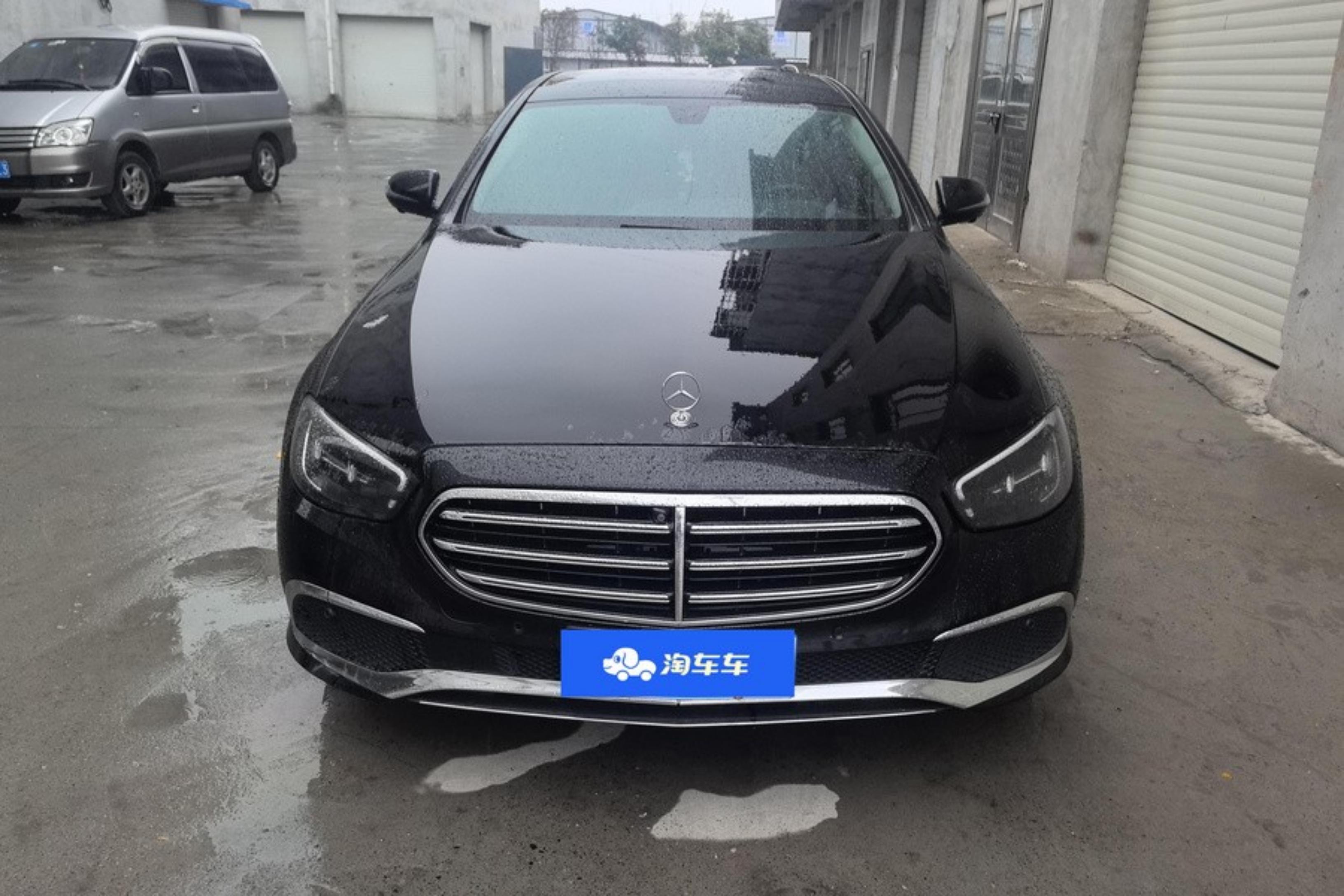 奔驰E级 300L 2022款 2.0T 自动 汽油 改款豪华型 (国Ⅵ) 