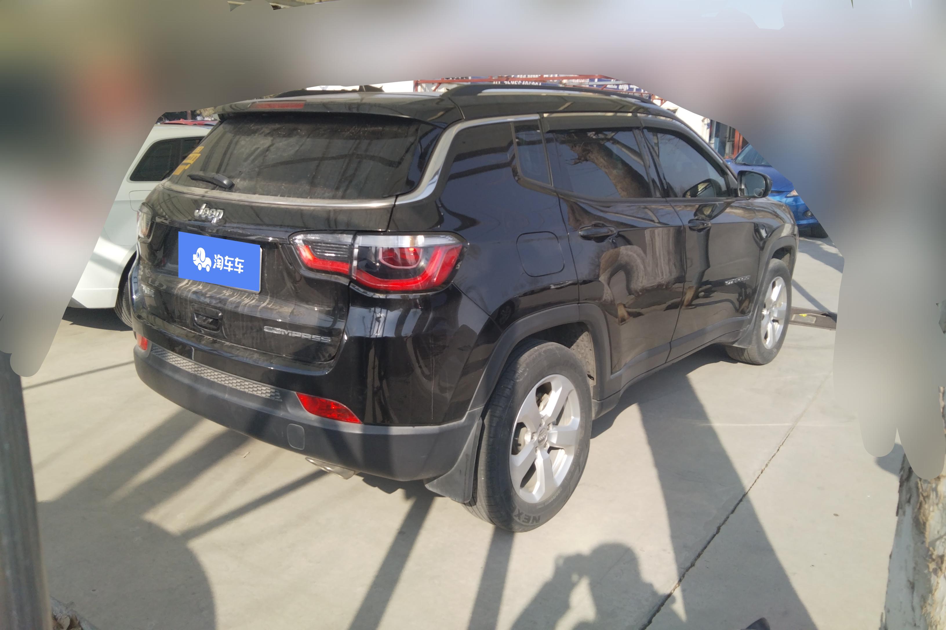 吉普指南者 2020款 1.3T 自动 220T领先版 (国Ⅵ) 