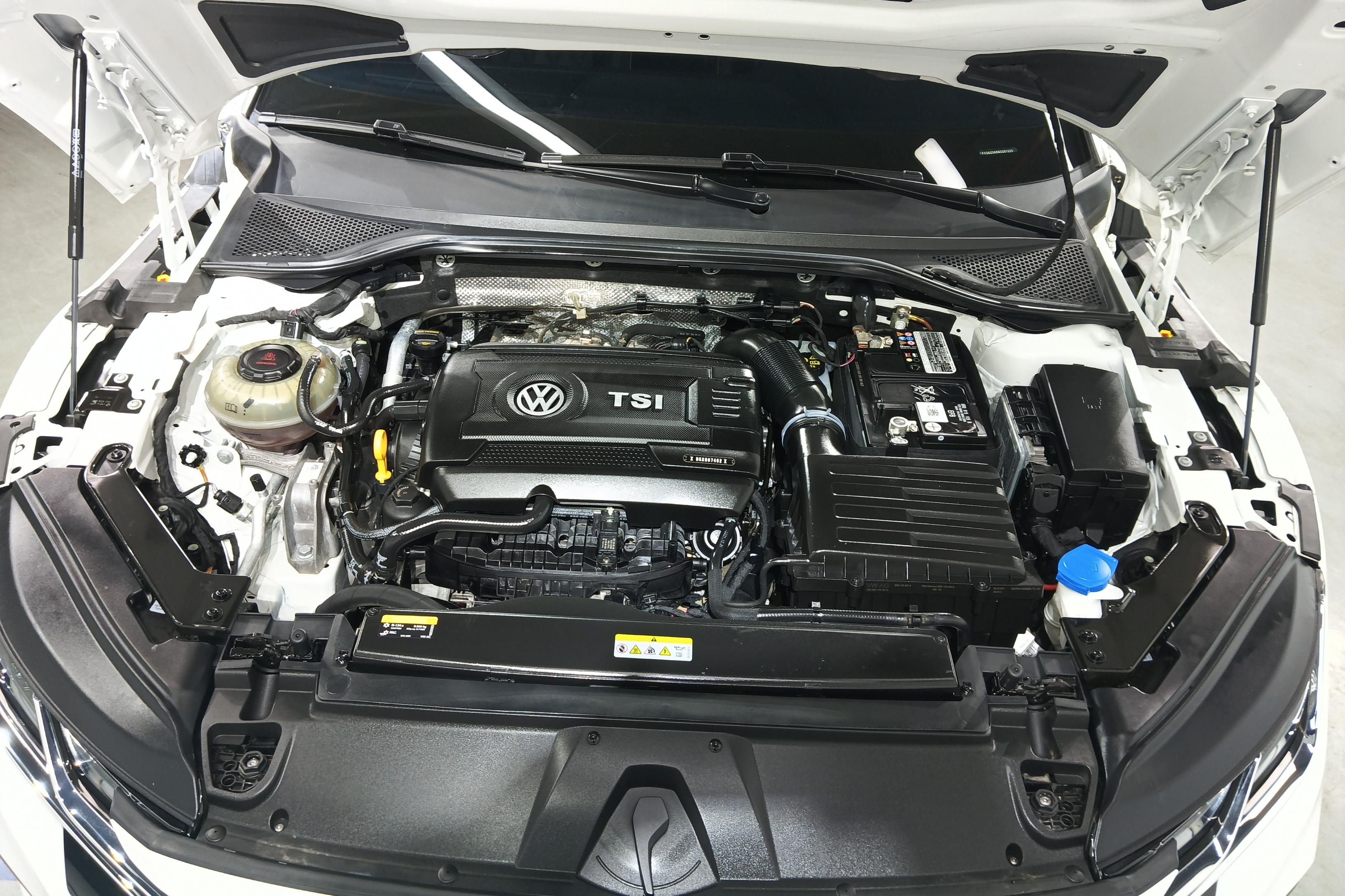 大众CC 2021款 2.0T 自动 耀目版 (国Ⅵ) 