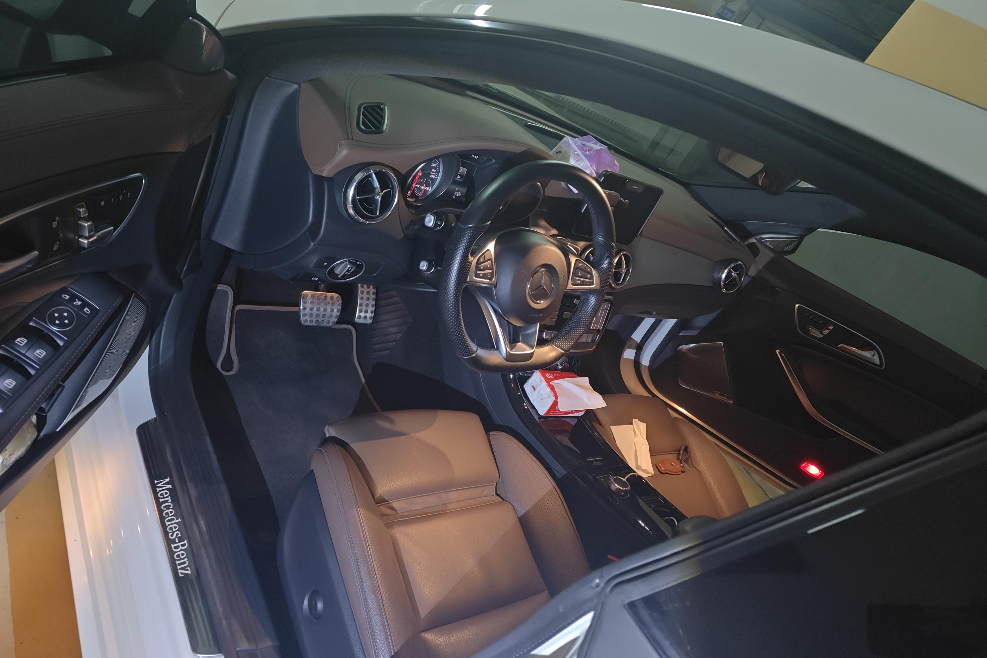 奔驰CLA级 CLA260 [进口] 2017款 2.0T 自动 汽油 