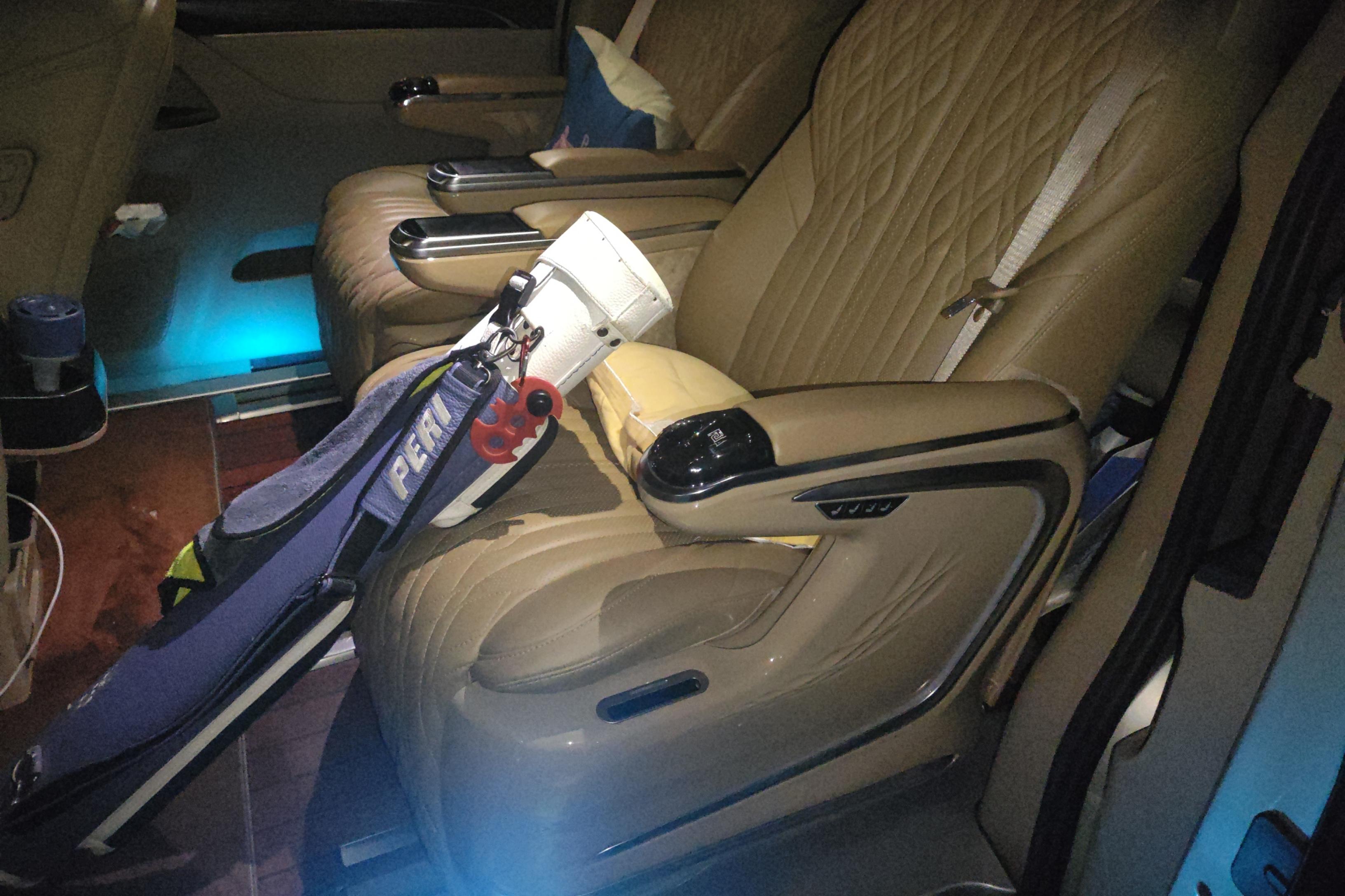 别克GL8 2020款 2.0T 自动 7座 653T尊享型 (国Ⅵ) 