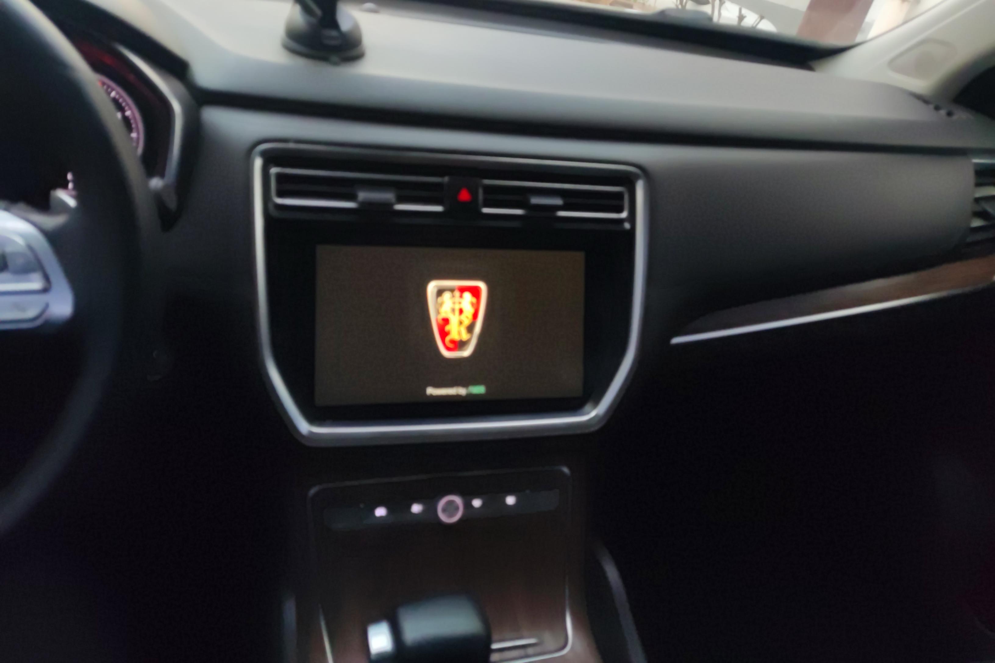 荣威RX8 2018款 2.0T 自动 后驱 30T智联网旗舰版 (国Ⅴ) 