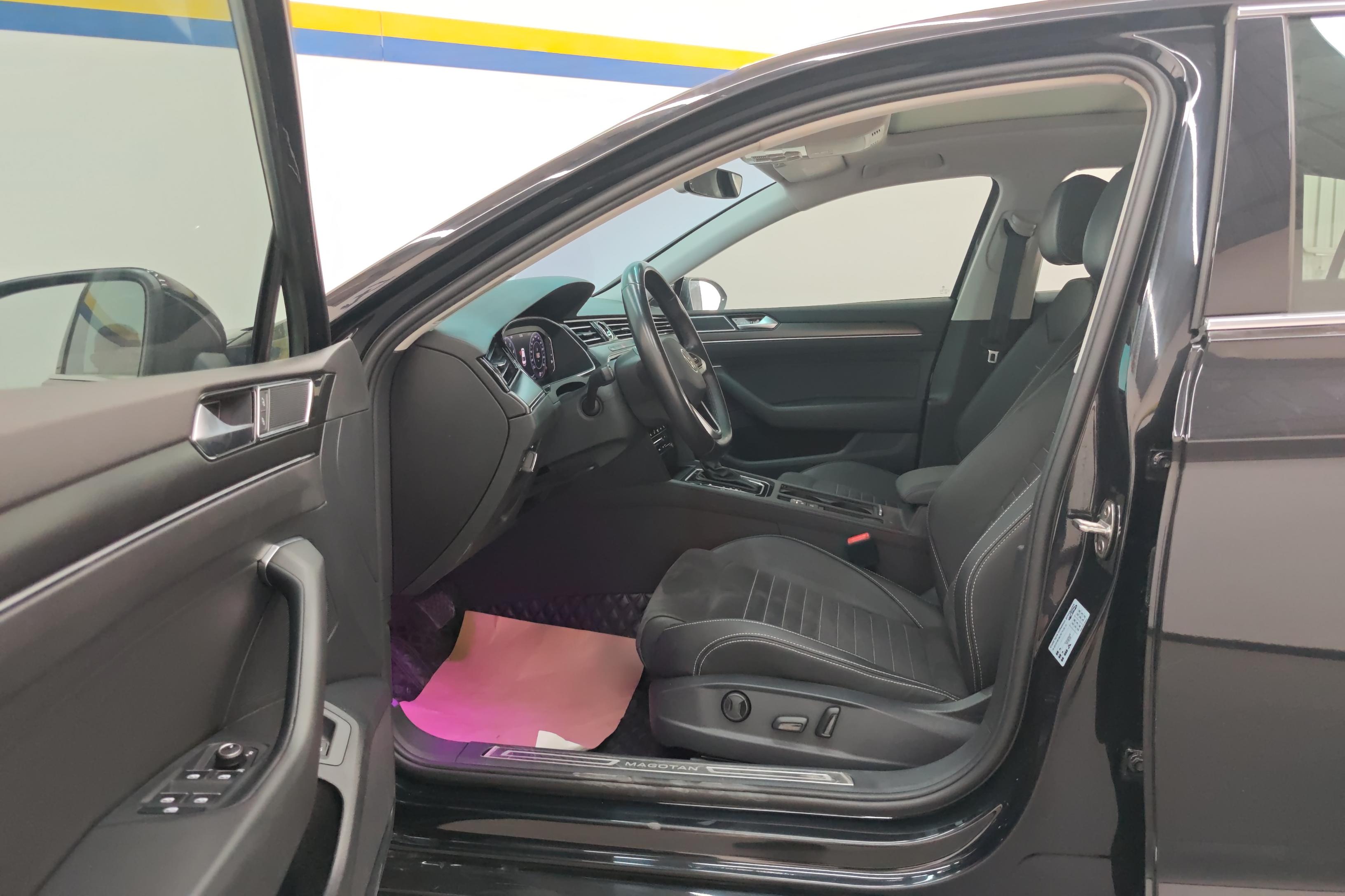 大众迈腾 2021款 2.0T 自动 汽油 330TSI-30周年纪念型 (国Ⅵ) 