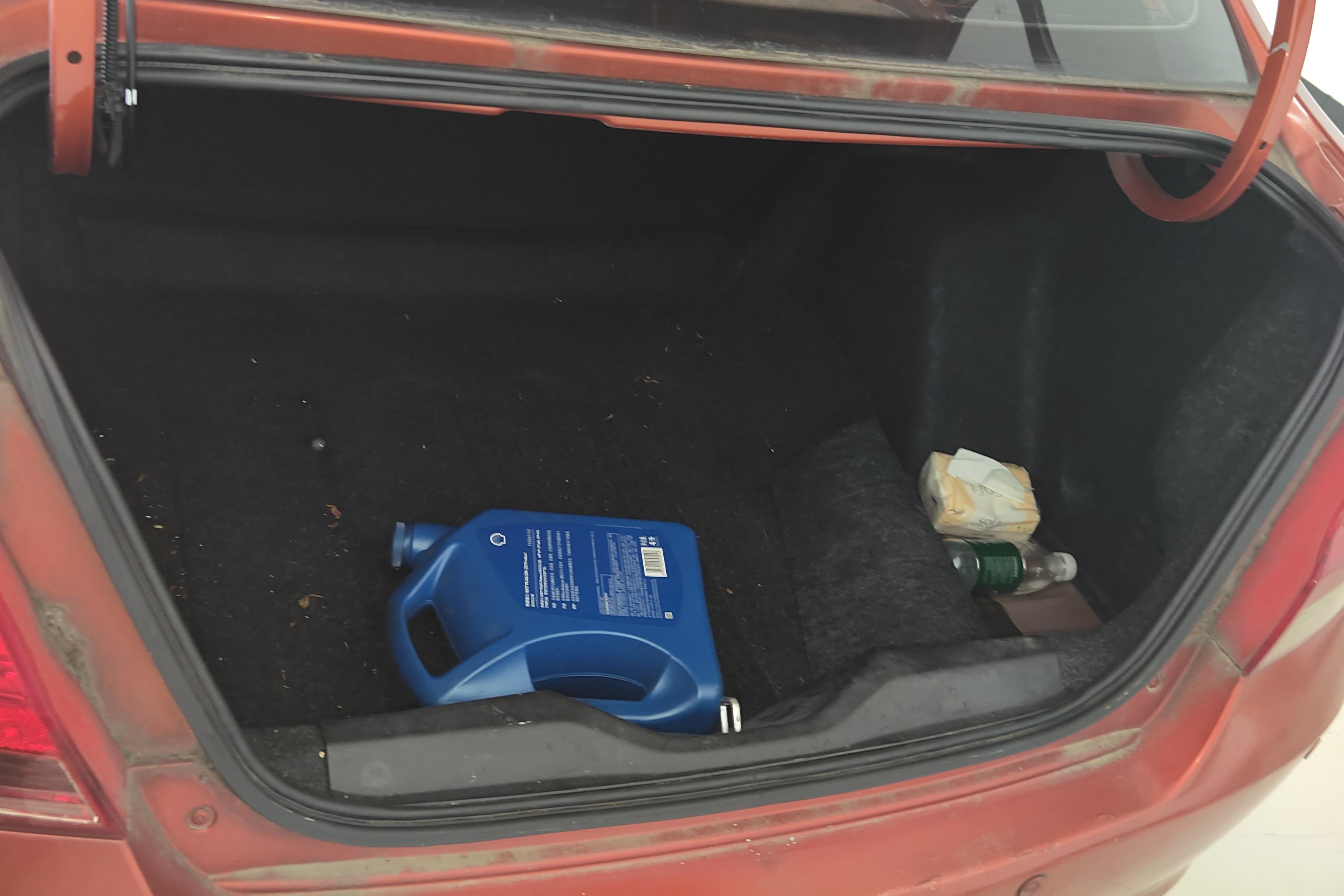 雪佛兰赛欧 2013款 1.4L 手动 4门5座三厢车 理想幸福版 (国Ⅳ) 