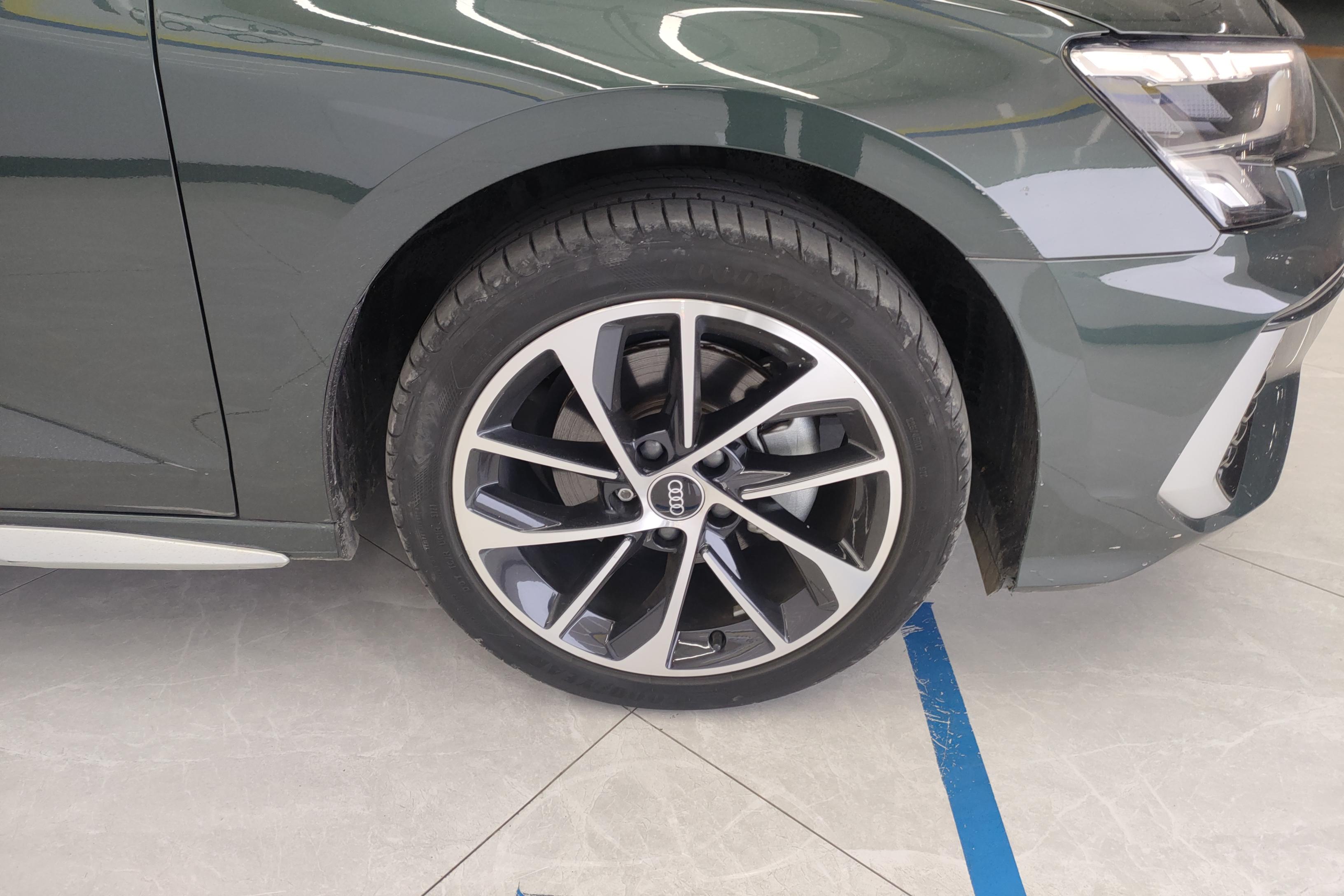 奥迪A3 L35TFSI 2022款 1.4T 自动 Limousine进取运动型 (国Ⅵ) 