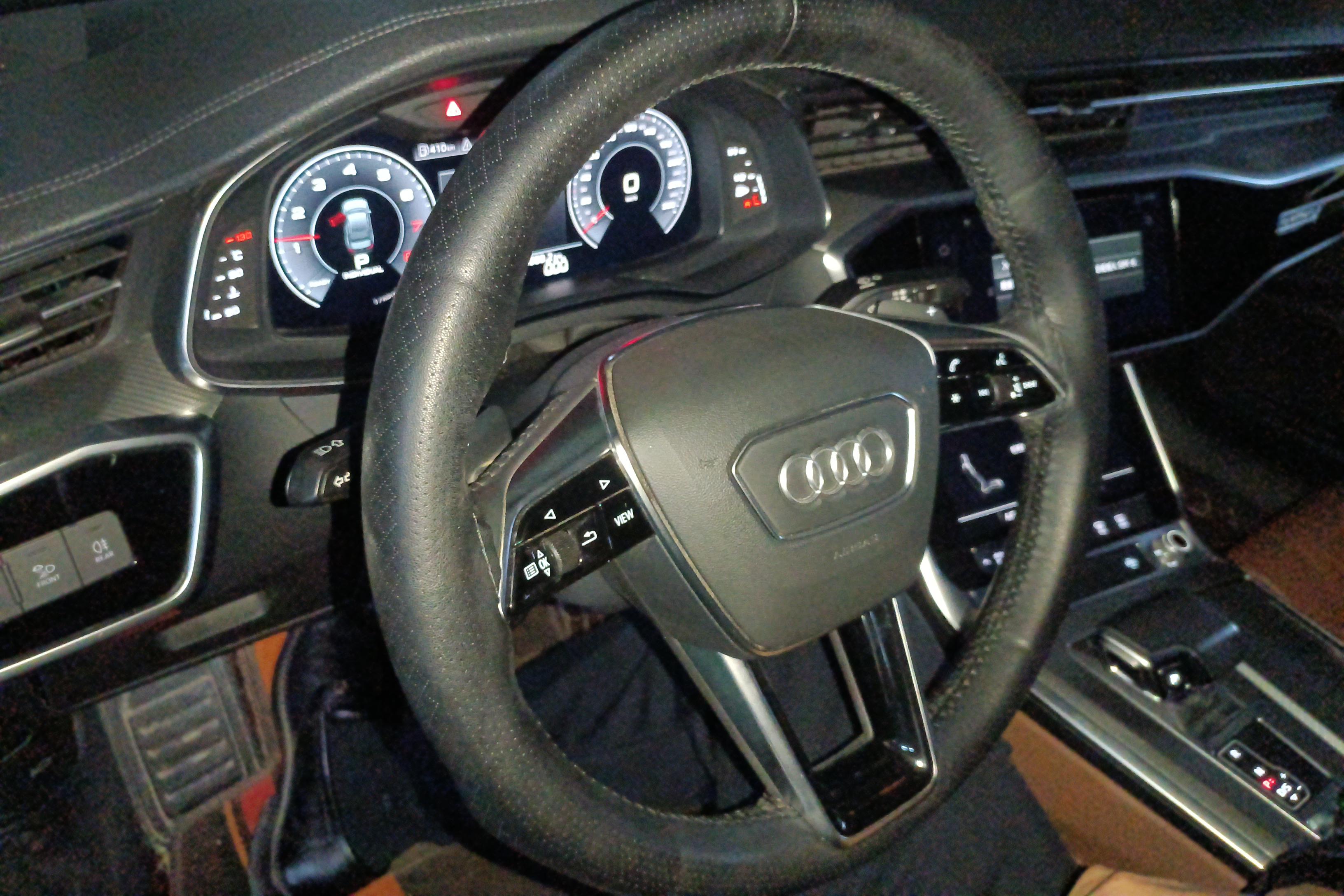 奥迪A6L 45TFSI 2020款 2.0T 自动 臻选致雅型 (国Ⅵ) 