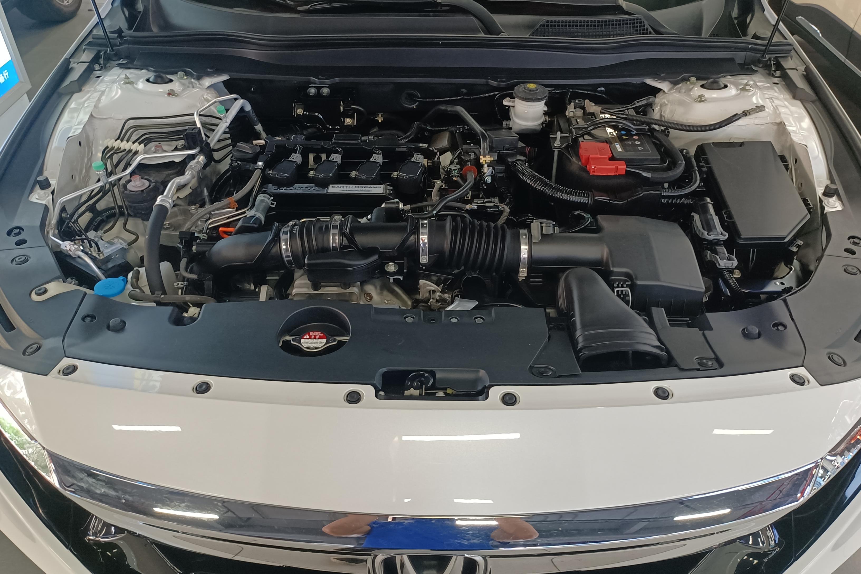 本田雅阁 2018款 1.5T 自动 260TURBO精英版 (国Ⅴ) 