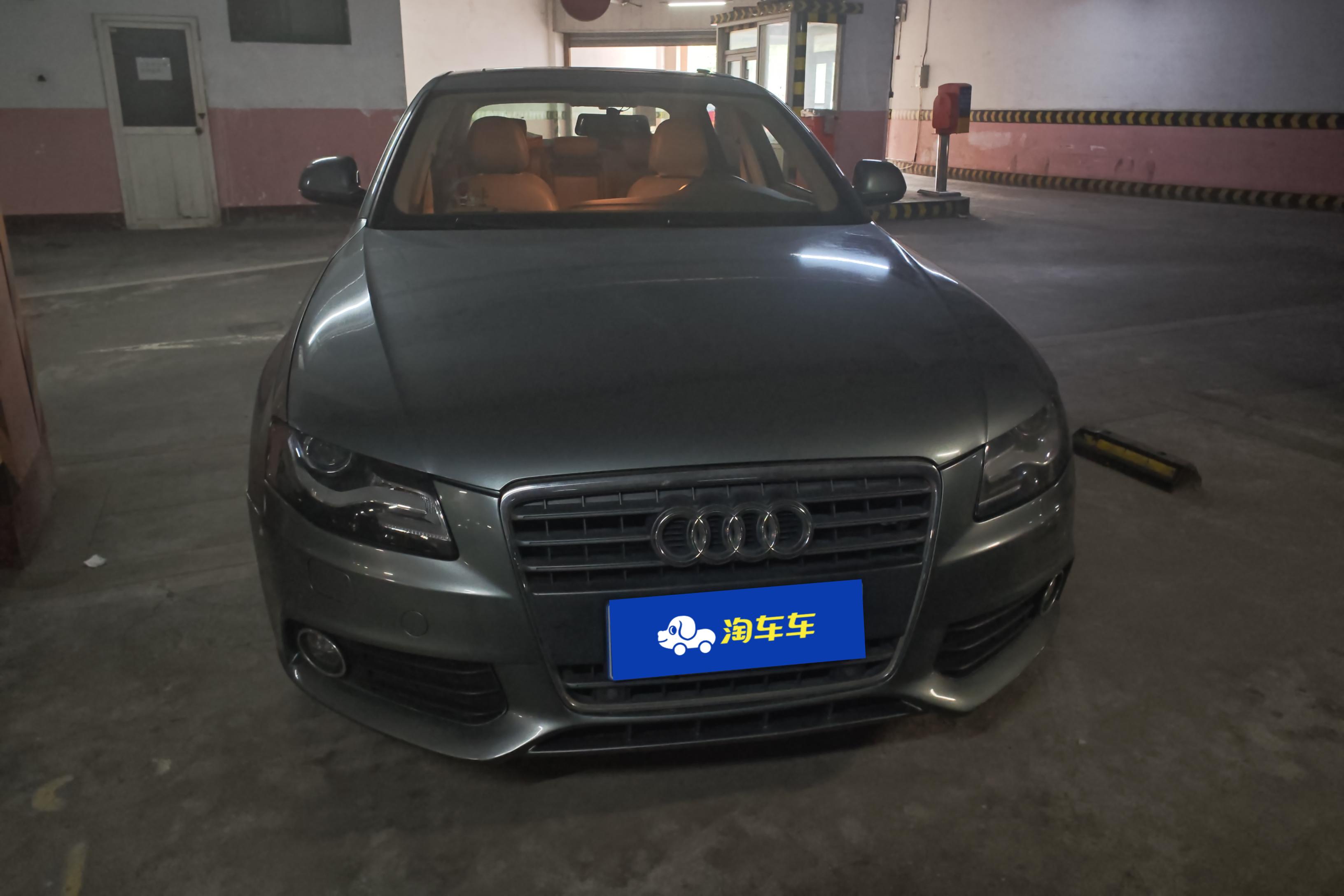 奥迪A4L 2012款 2.0T 自动 标准型 (国Ⅳ) 