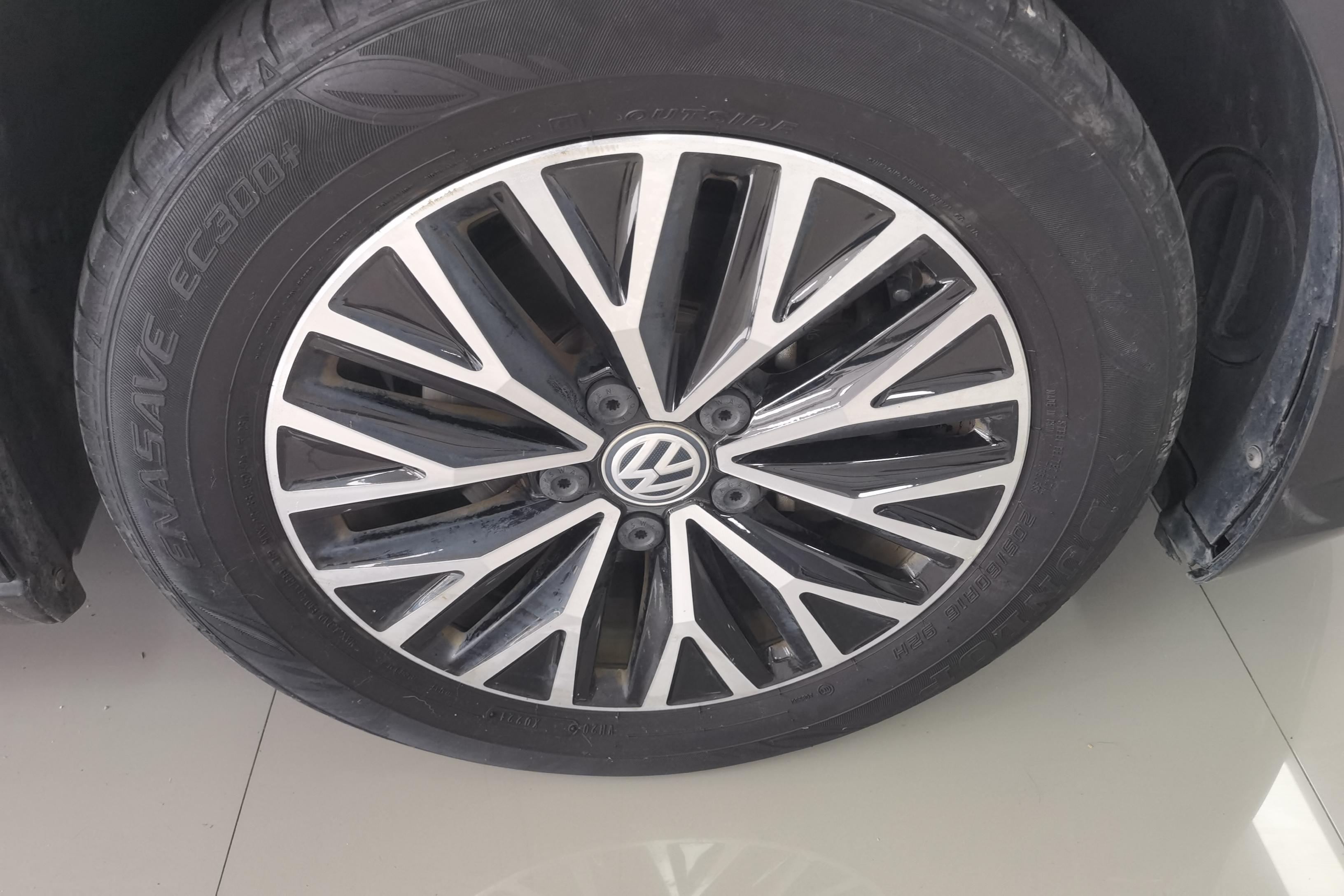 大众速腾 2021款 1.2T 自动 200TSI超越版 (国Ⅵ) 
