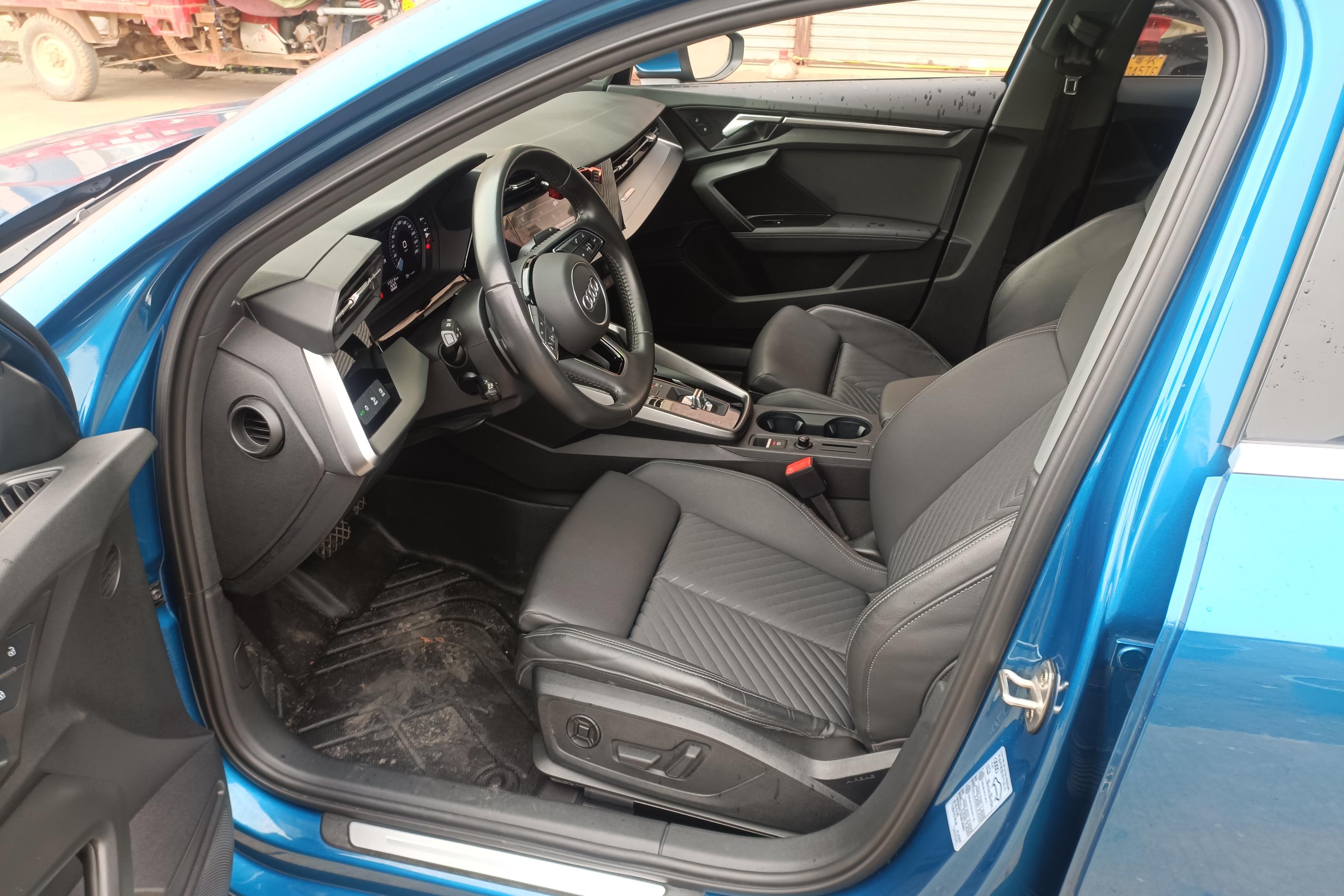 奥迪A3 35TFSI 2021款 1.4T 自动 汽油 时尚致雅型Sportback (国Ⅵ) 
