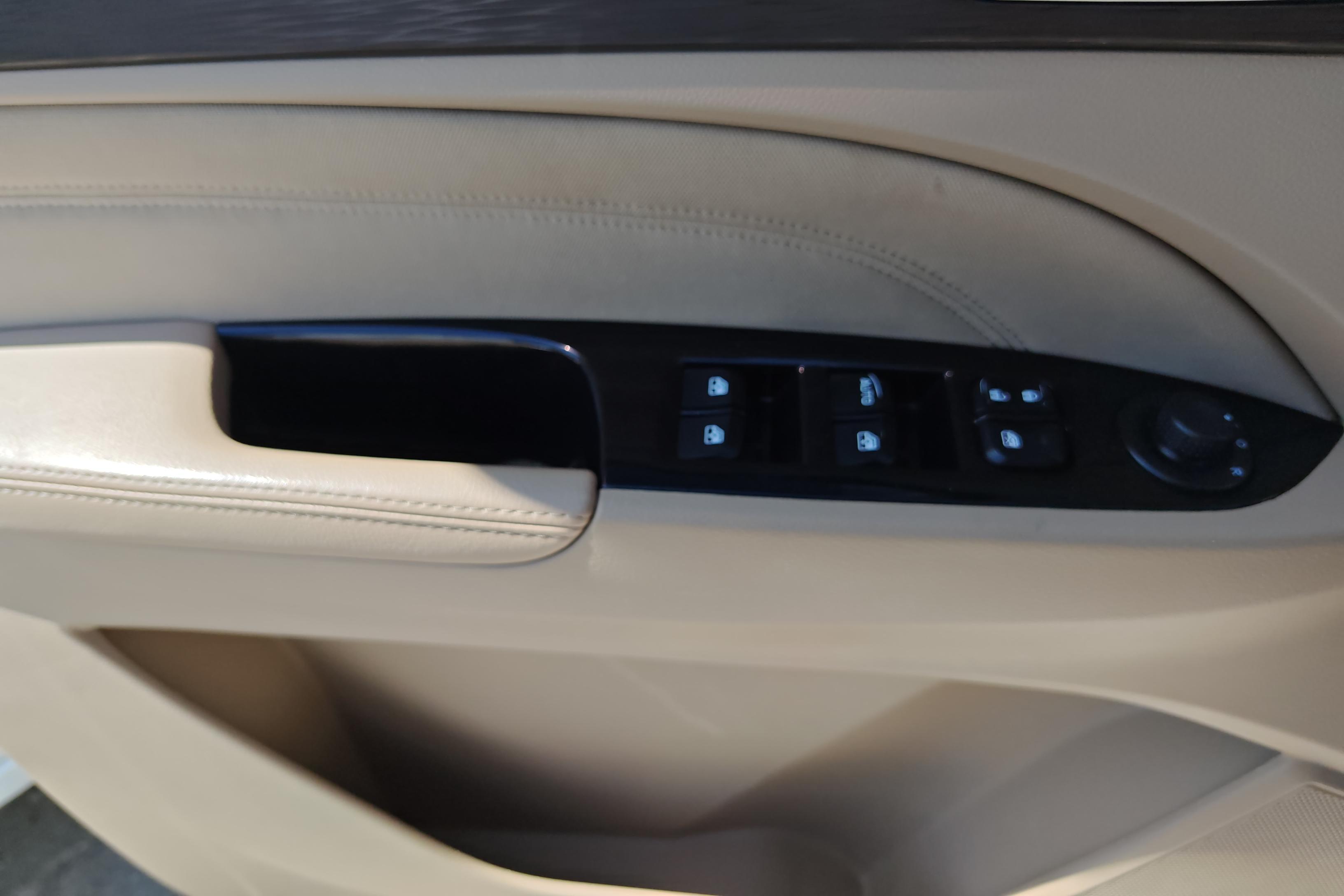 宝骏730 2019款 1.5L 手动 超值型 (国Ⅵ) 