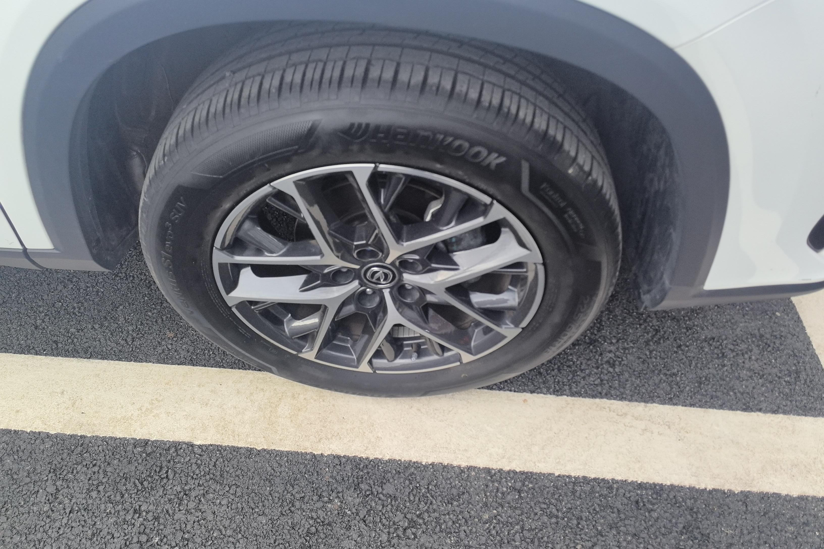 长安CS75 PLUS 第二代 2022款 1.5T 自动 尊贵型 (国Ⅵ) 