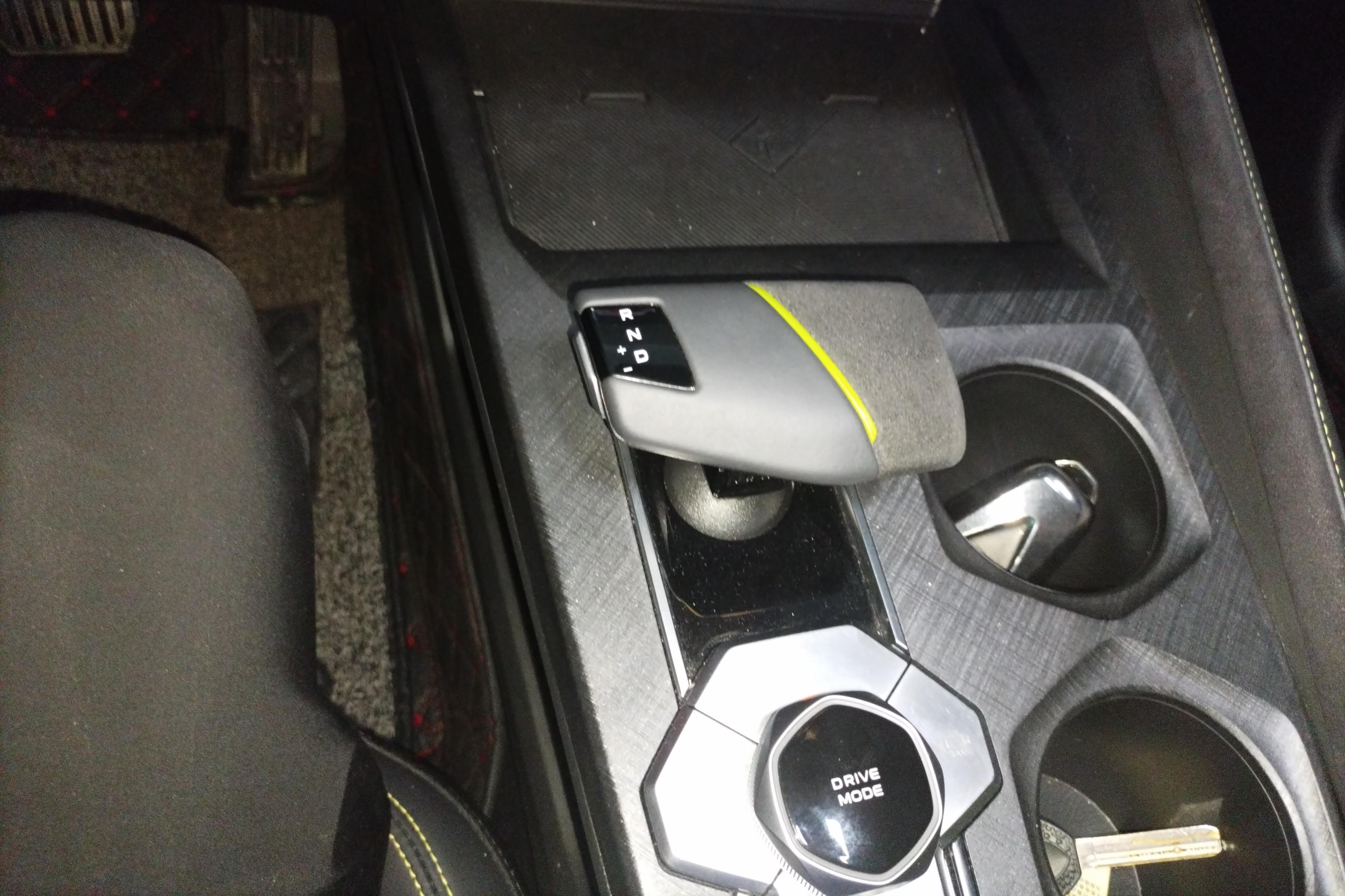 长安UNI-V 2022款 1.5T 自动 运动版 (国Ⅵ) 