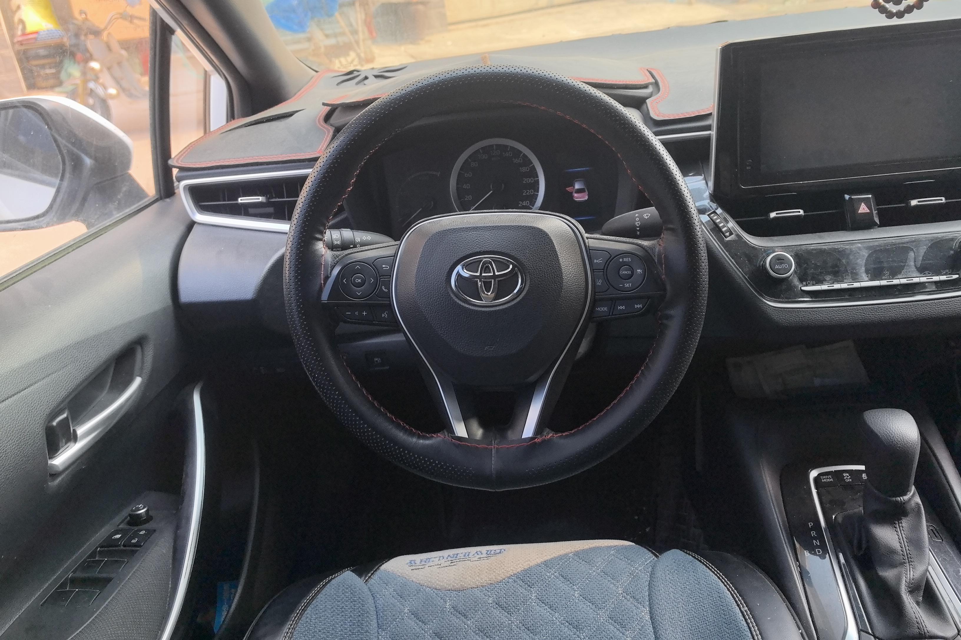 丰田雷凌 双擎 2022款 1.8L 自动 领先版 (国Ⅵ) 