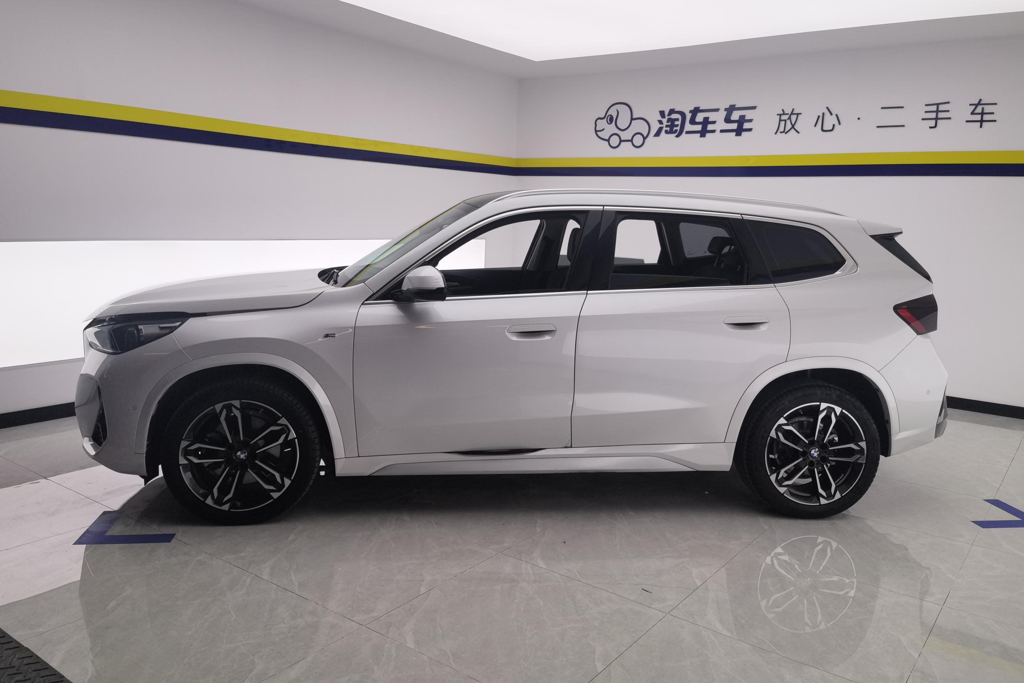 宝马X1 sDrive25Li 2024款 2.0T 自动 前驱 汽油 M运动套装 (国Ⅵ) 