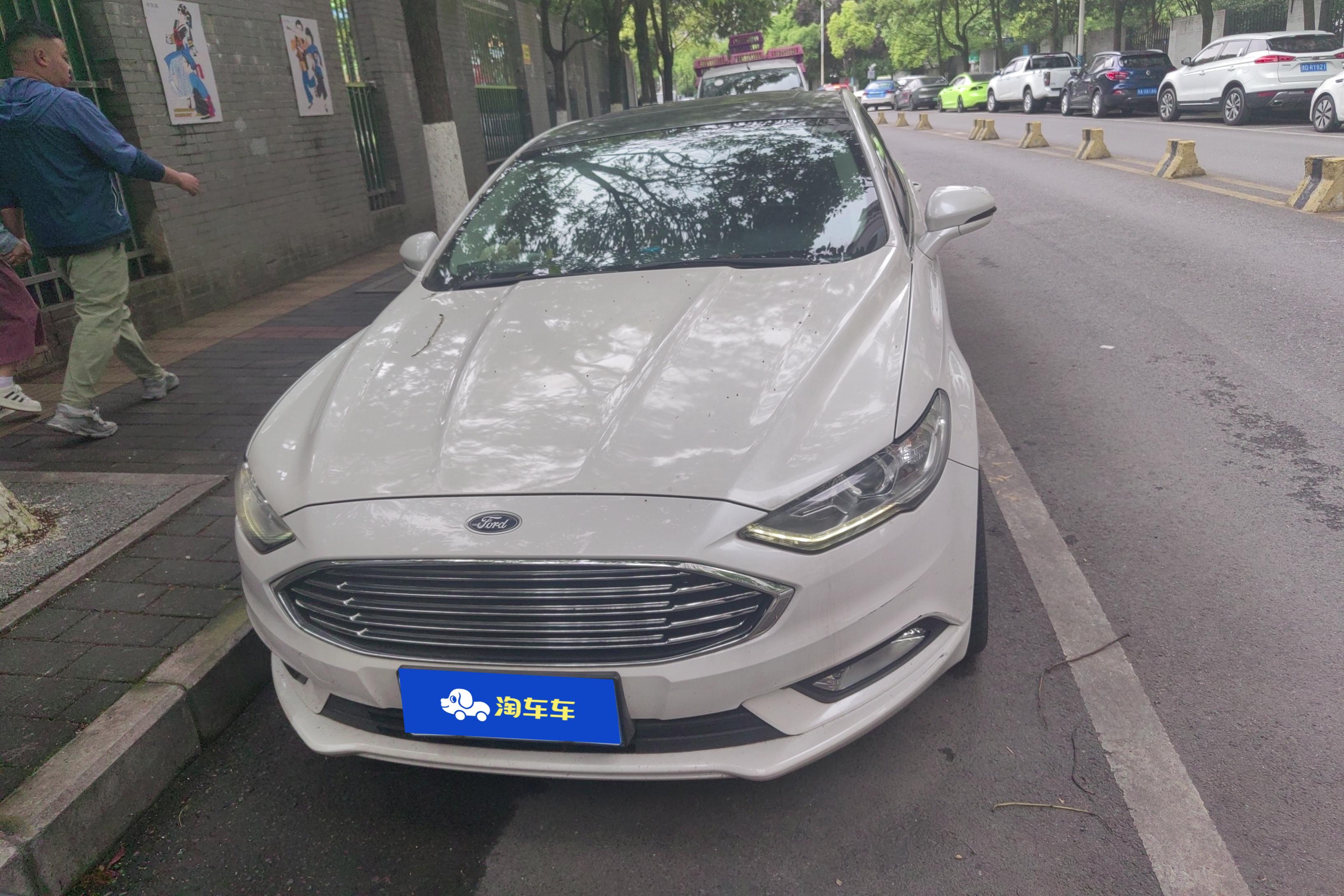 福特蒙迪欧 2018款 2.0T 自动 EcoBoost200时尚型 (国Ⅴ) 
