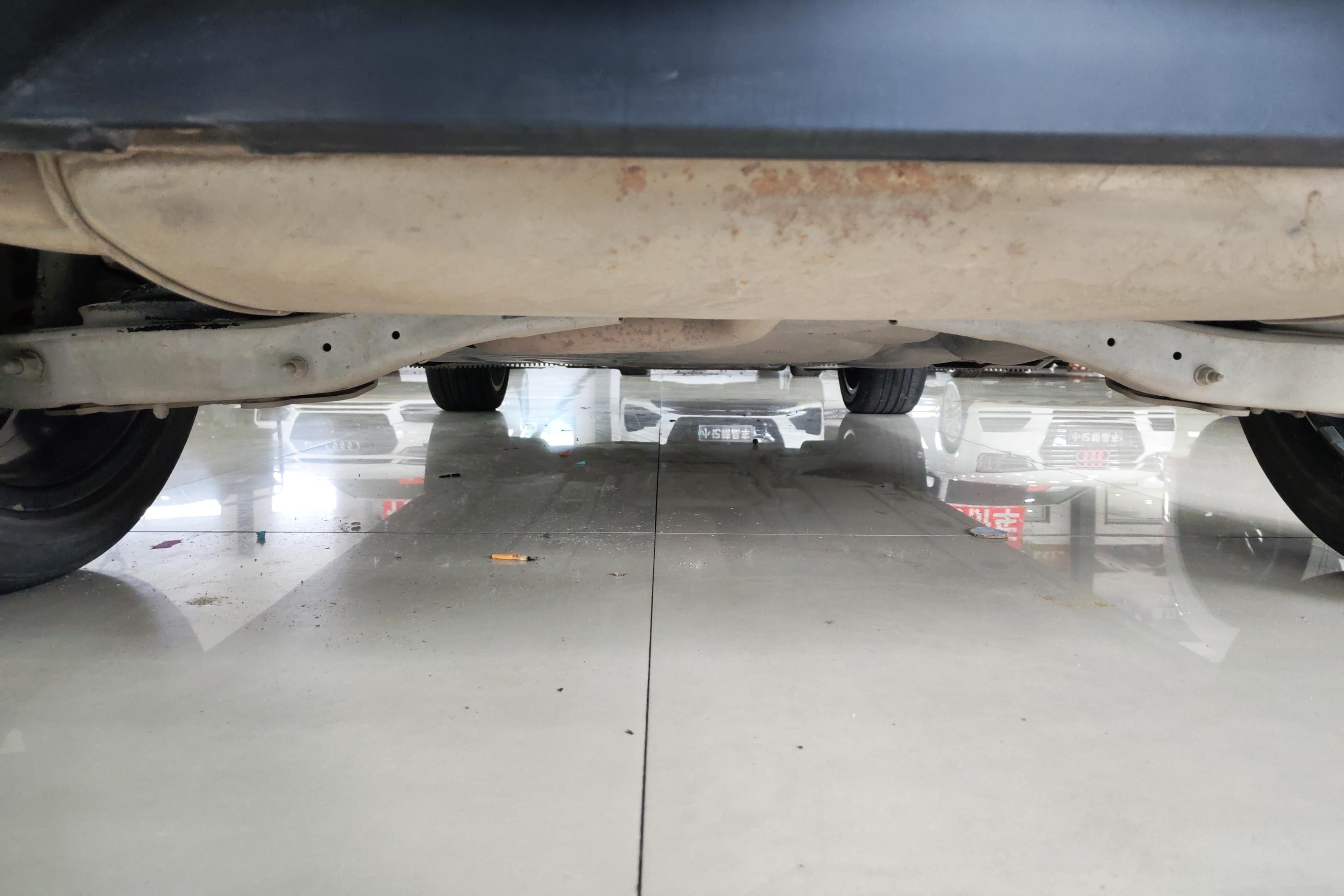 奥迪Q2L 35TFSI 2021款 1.4T 自动 进取动感型 (国Ⅵ) 