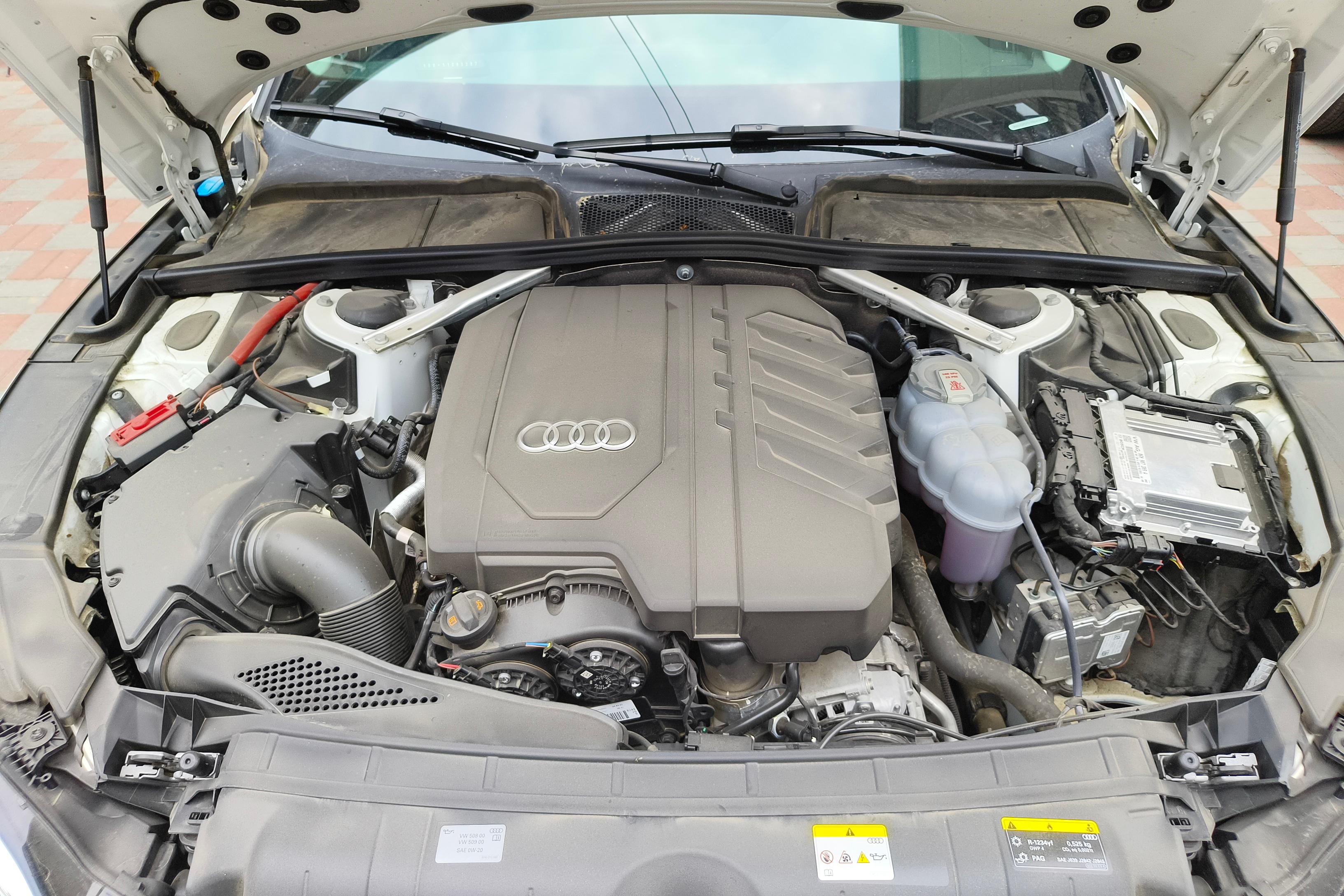 奥迪A5掀背 40TFSI [进口] 2023款 2.0T 自动 汽油 时尚动感型 