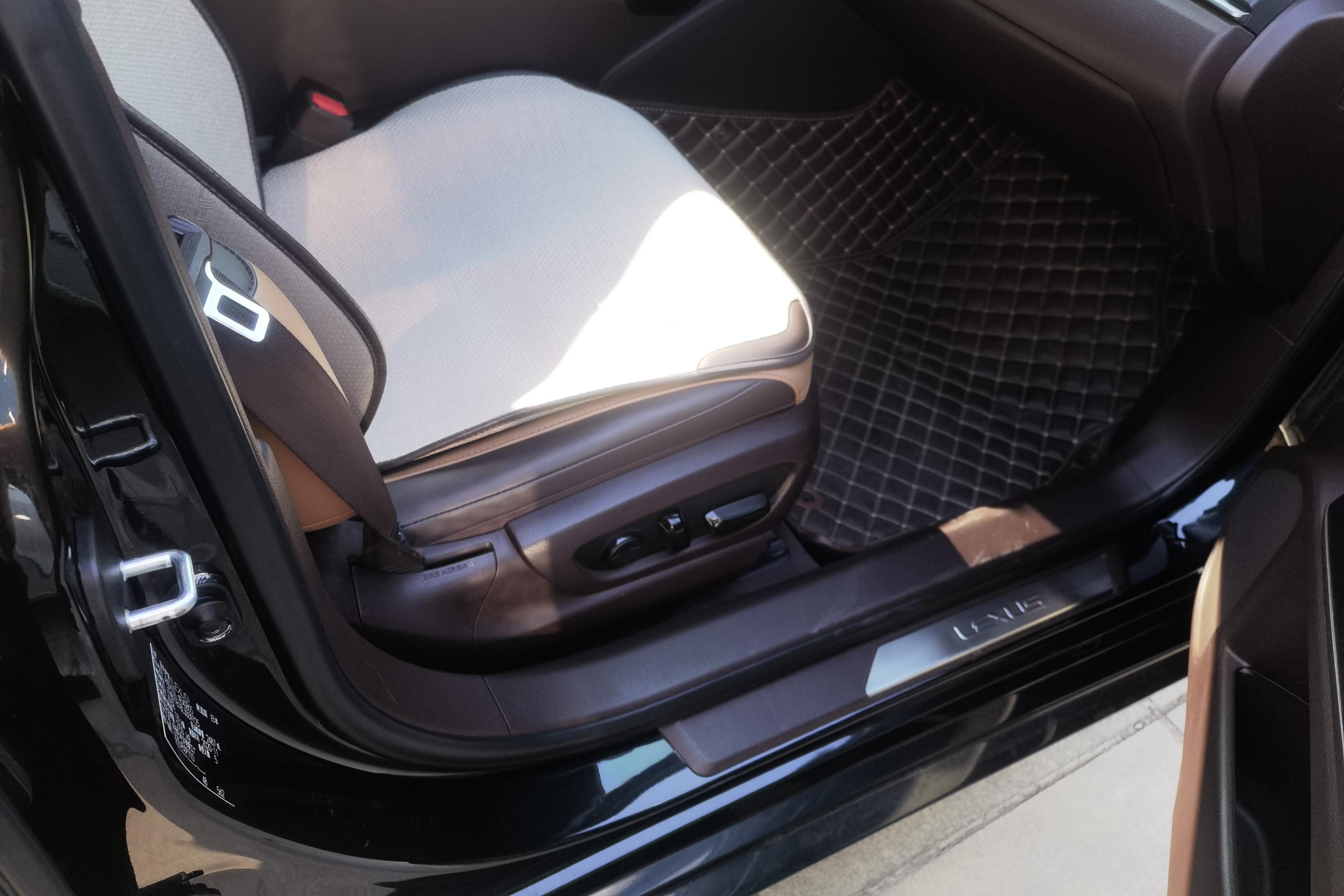 雷克萨斯ES 300h [进口] 2021款 2.5L 自动 卓越版 