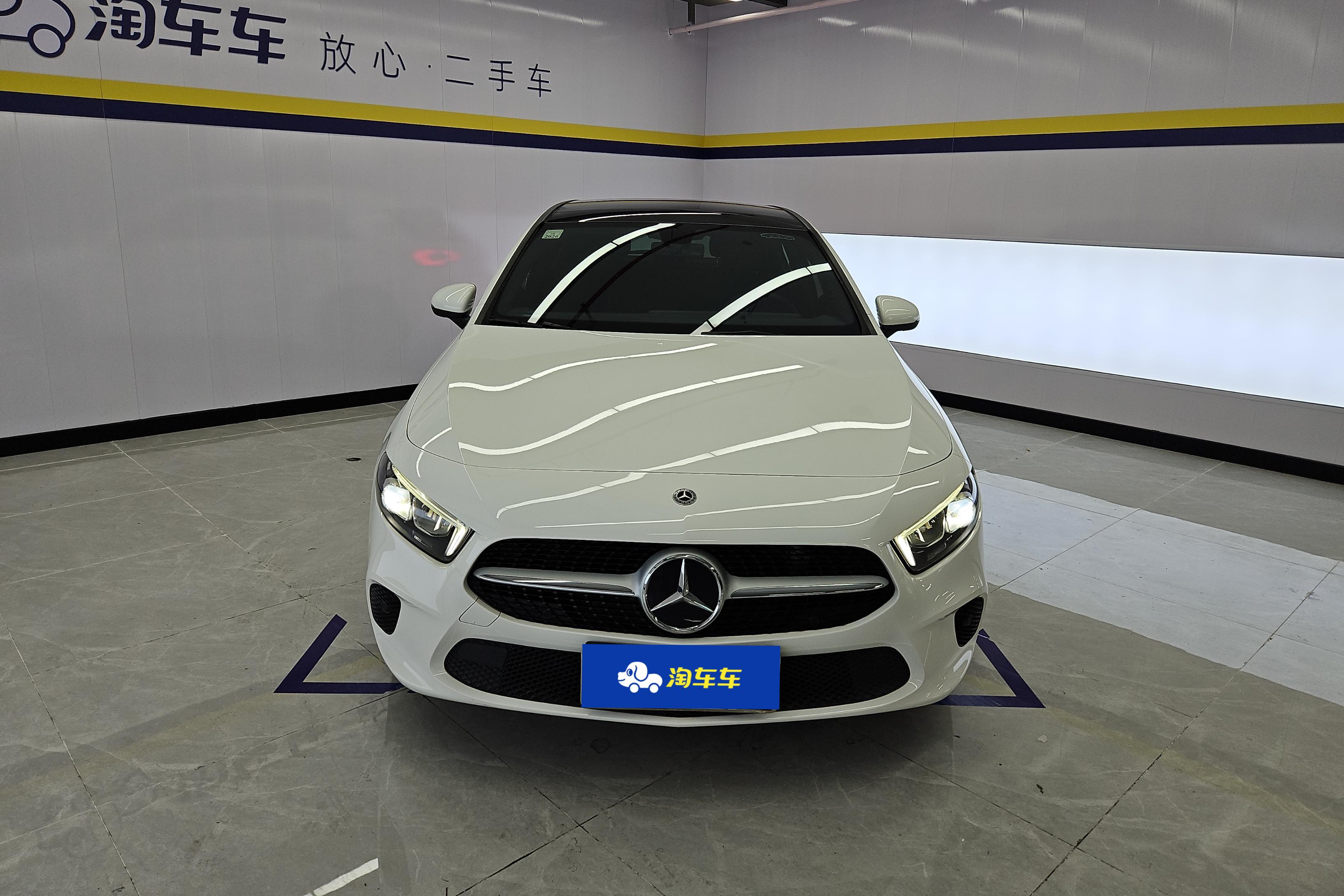 奔驰A级 A200 [进口] 2019款 1.3T 自动 汽油 动感型 