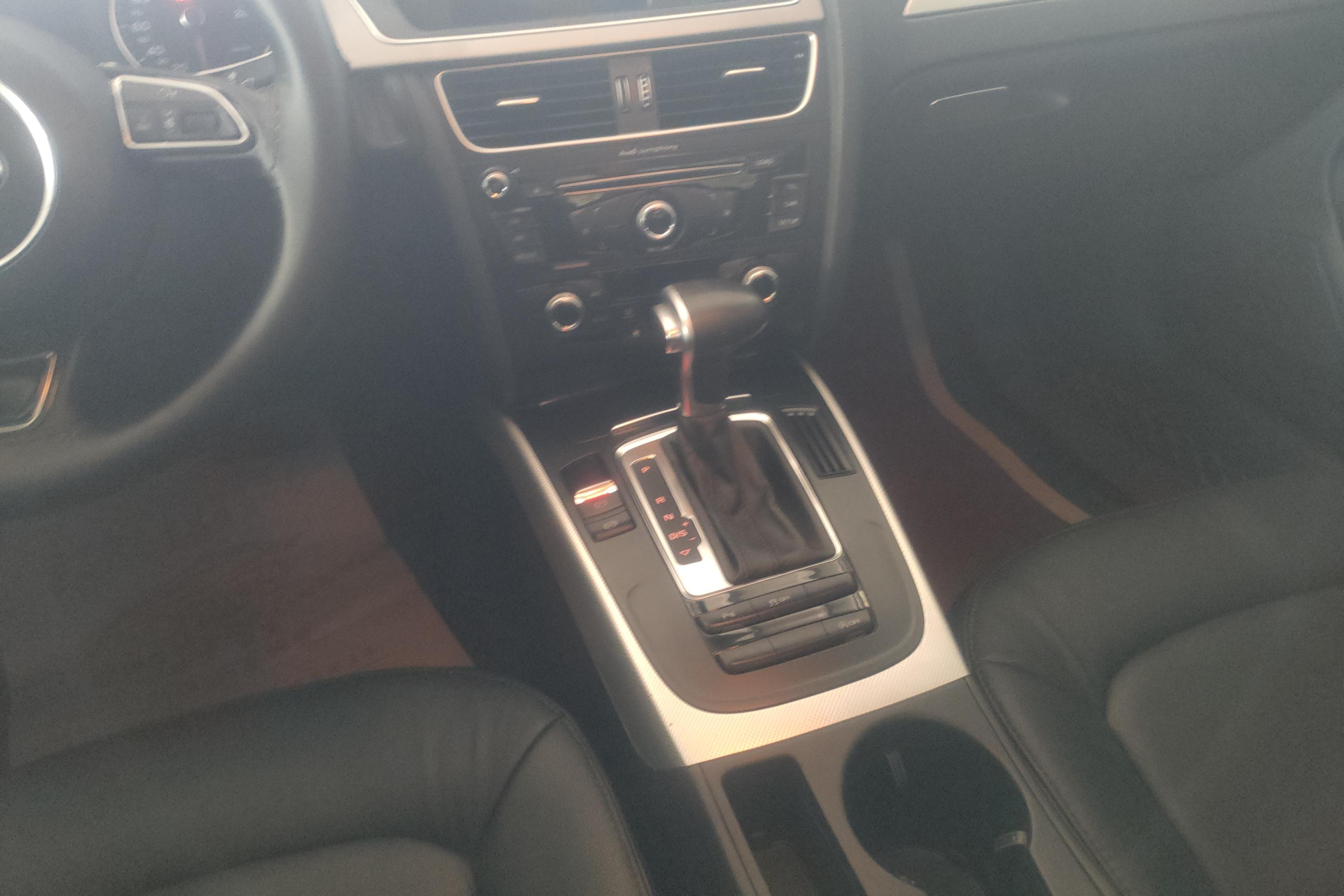 奥迪A4L 35TFSI 2015款 2.0T 自动 前驱 标准型 (国Ⅳ) 