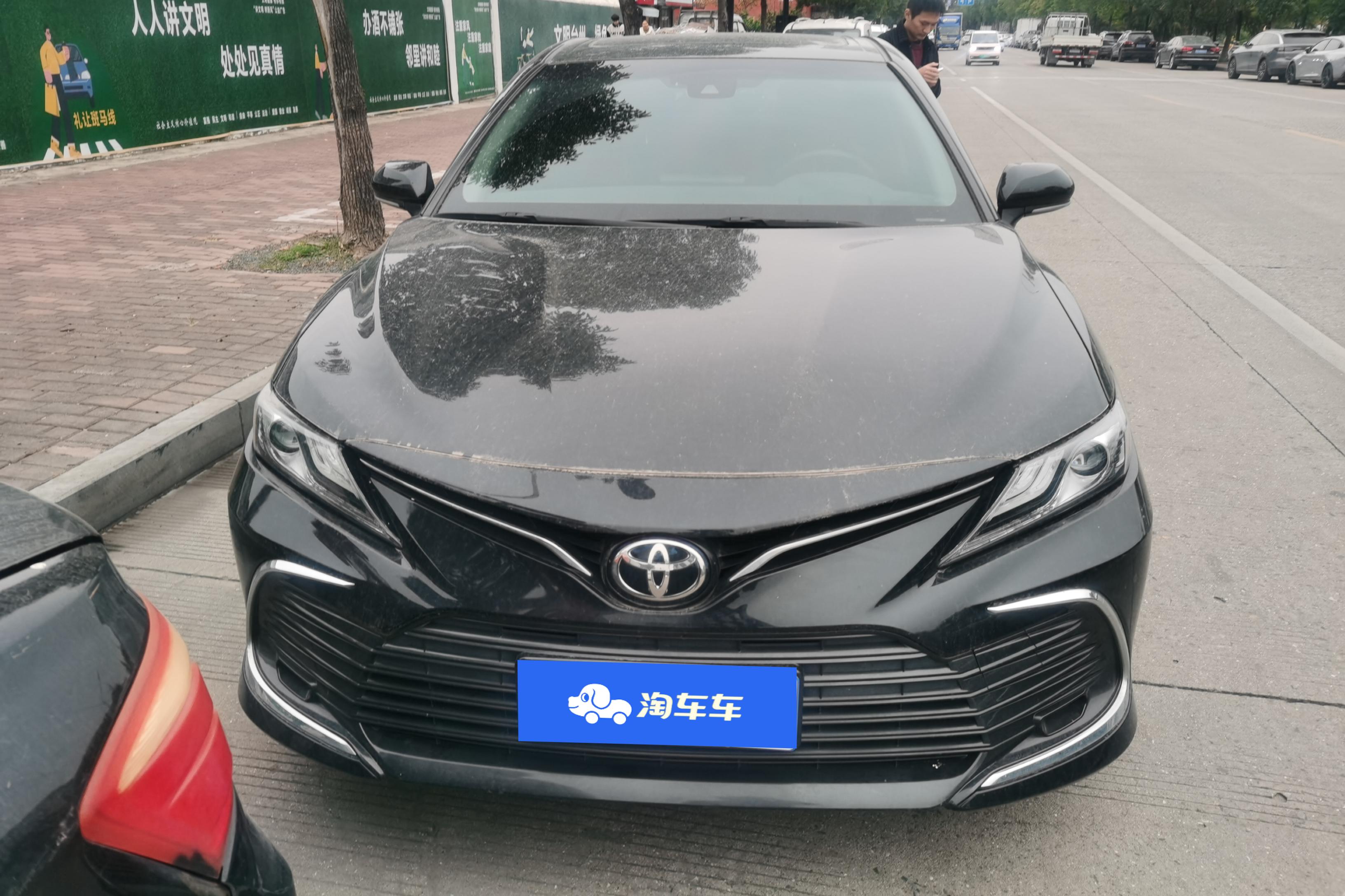 丰田凯美瑞 2021款 2.0L 自动 豪华版 (国Ⅵ) 