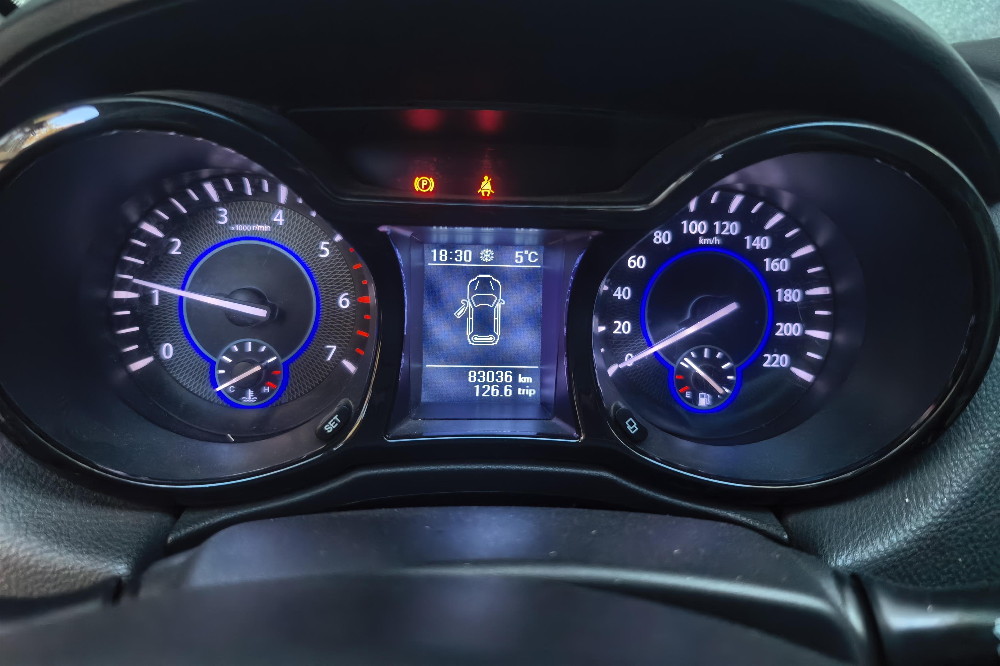 江铃驭胜 S350 2013款 2.0T 手动 四驱 豪华版 (国Ⅳ) 